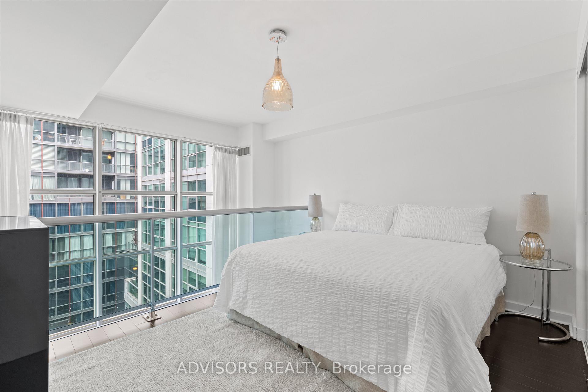 Photo 10 of Unit 930, 36 Blue Jays Way, Toronto, Waterfront Communities — HOMEH