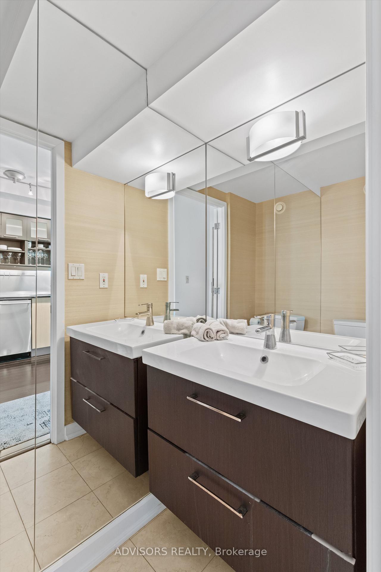 Photo 15 of Unit 930, 36 Blue Jays Way, Toronto, Waterfront Communities — HOMEH