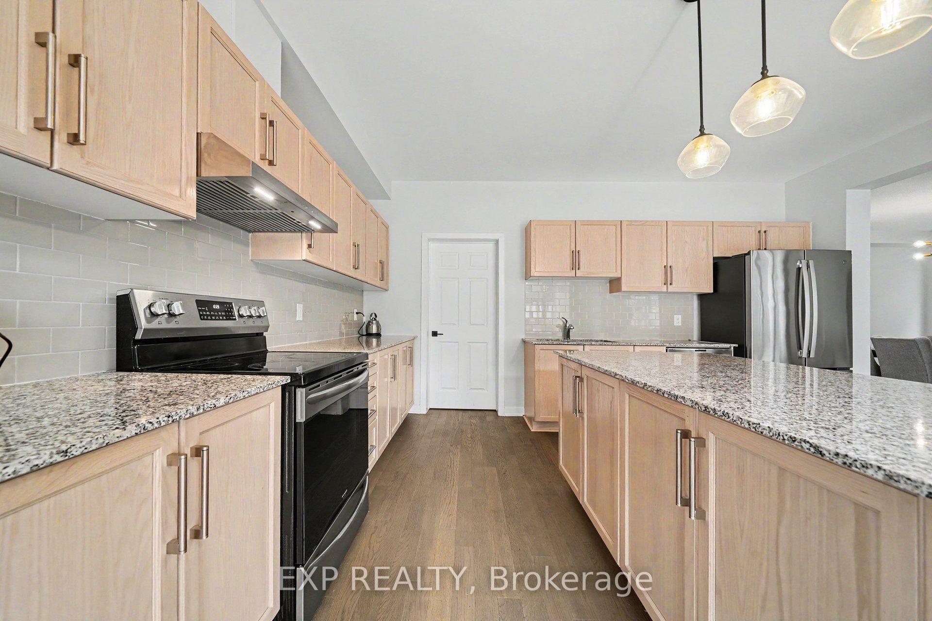 Photo 14 of 818 Crossgate Street, Ottawa, Barrhaven - Stonebridge — HOMEH