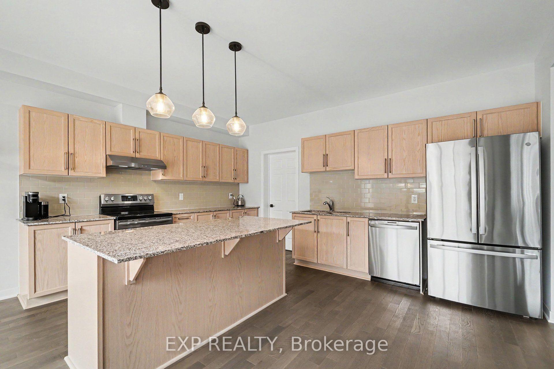 Photo 15 of 818 Crossgate Street, Ottawa, Barrhaven - Stonebridge — HOMEH