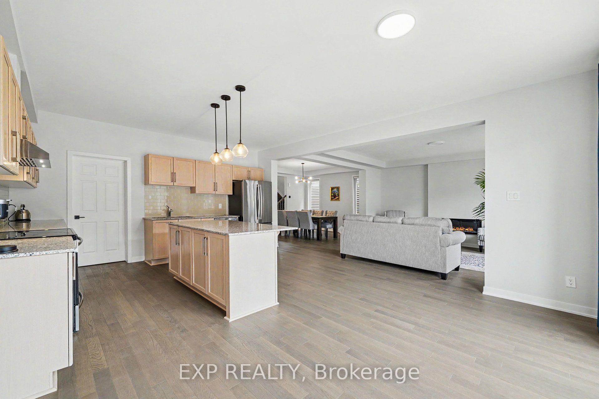 Photo 16 of 818 Crossgate Street, Ottawa, Barrhaven - Stonebridge — HOMEH