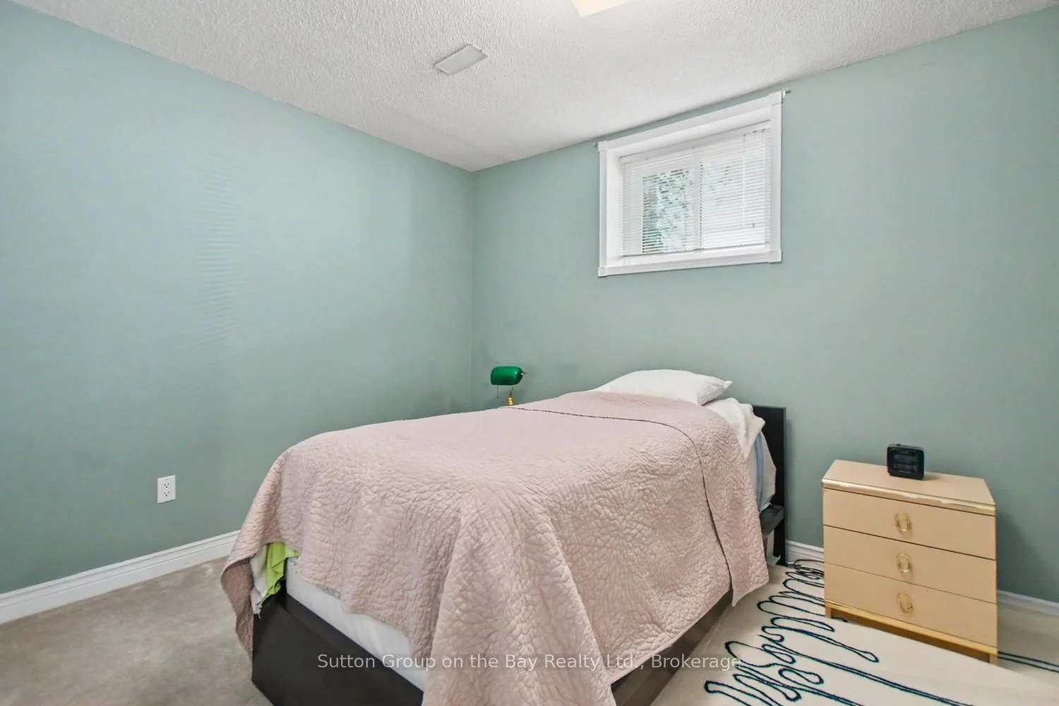 Photo 13 of 6 Donald Crescent, Wasaga Beach — HOMEH