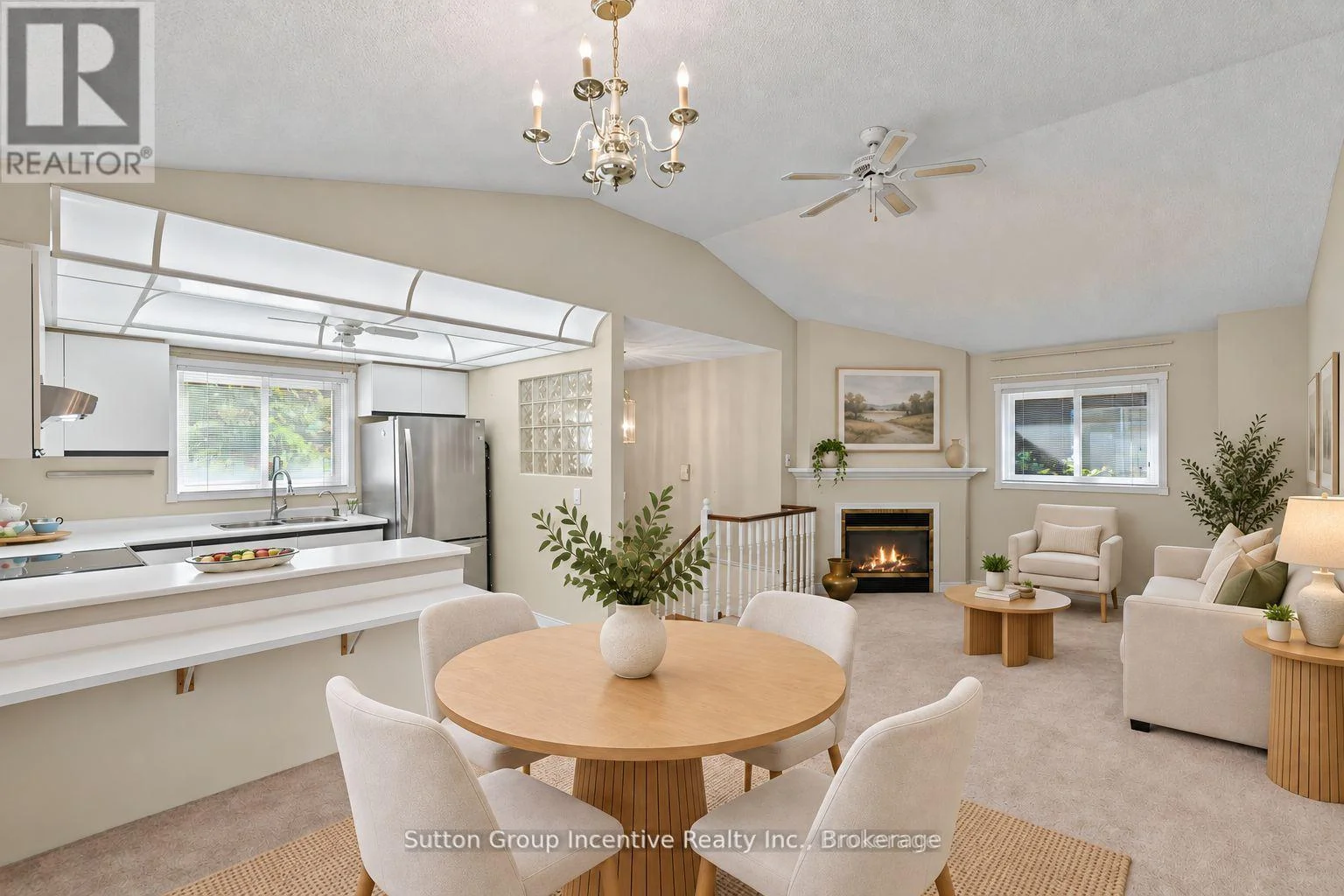 Photo 5 of 6 Donald Crescent, Wasaga Beach — HOMEH