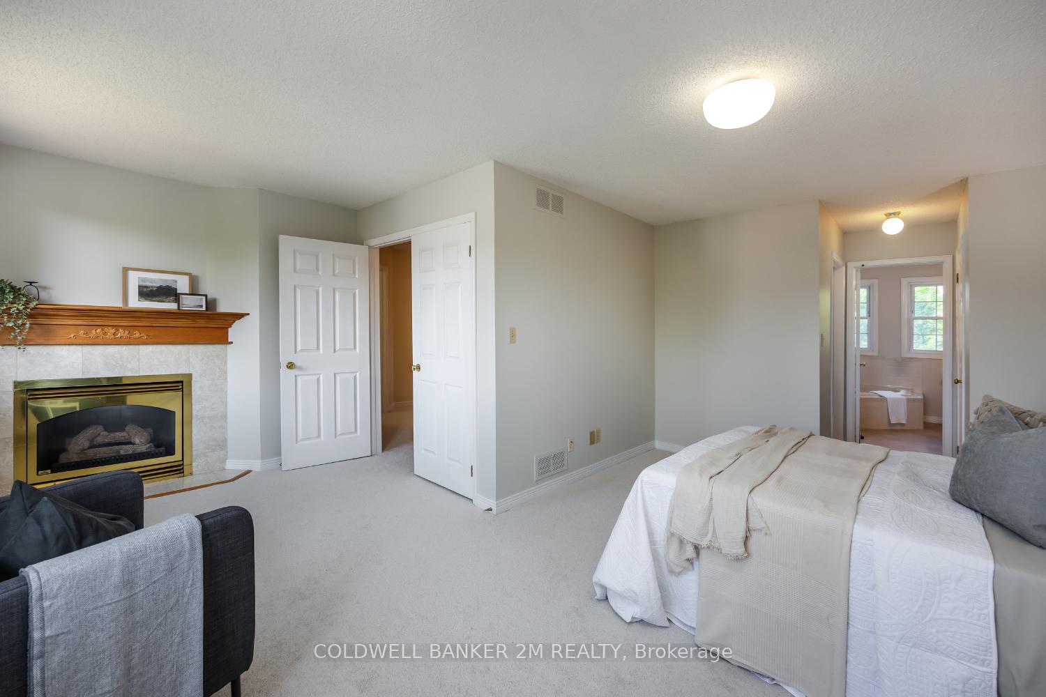 Photo 24 of 109 Stagemaster Crescent, Clarington, Courtice — HOMEH
