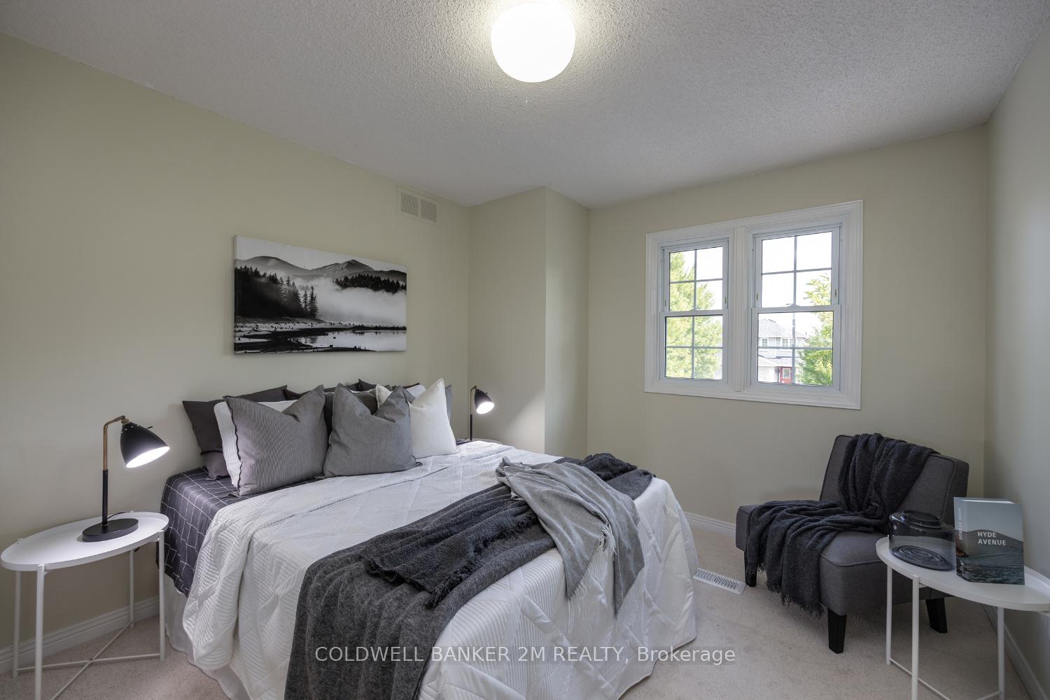 Photo 33 of 109 Stagemaster Crescent, Clarington, Courtice — HOMEH