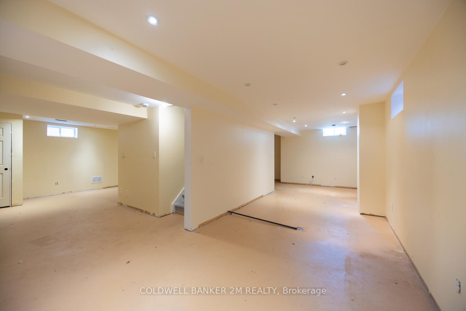 Photo 39 of 109 Stagemaster Crescent, Clarington, Courtice — HOMEH
