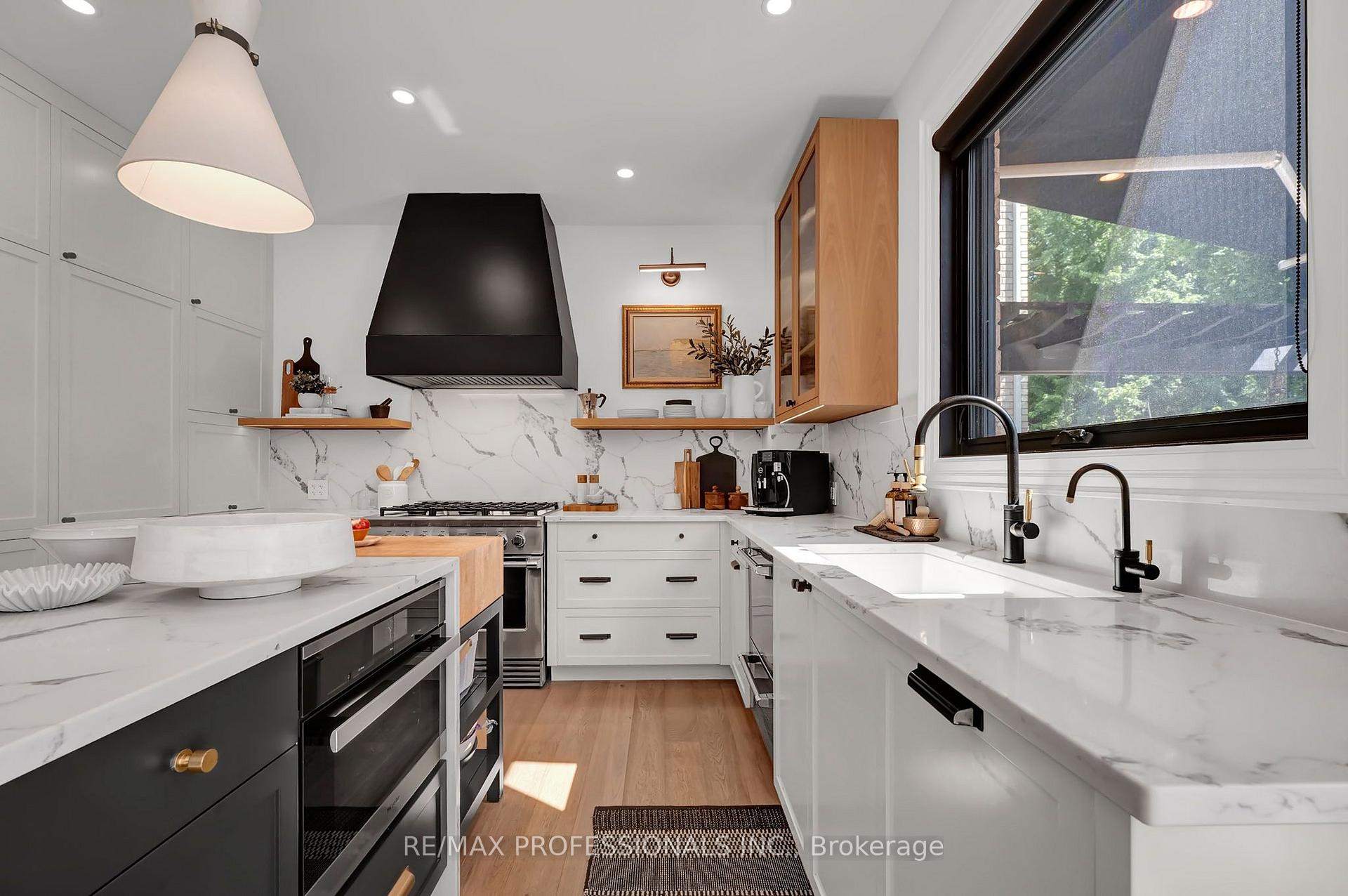 Photo 23 of 11 Tweedie Crescent, Whitby, Williamsburg — HOMEH