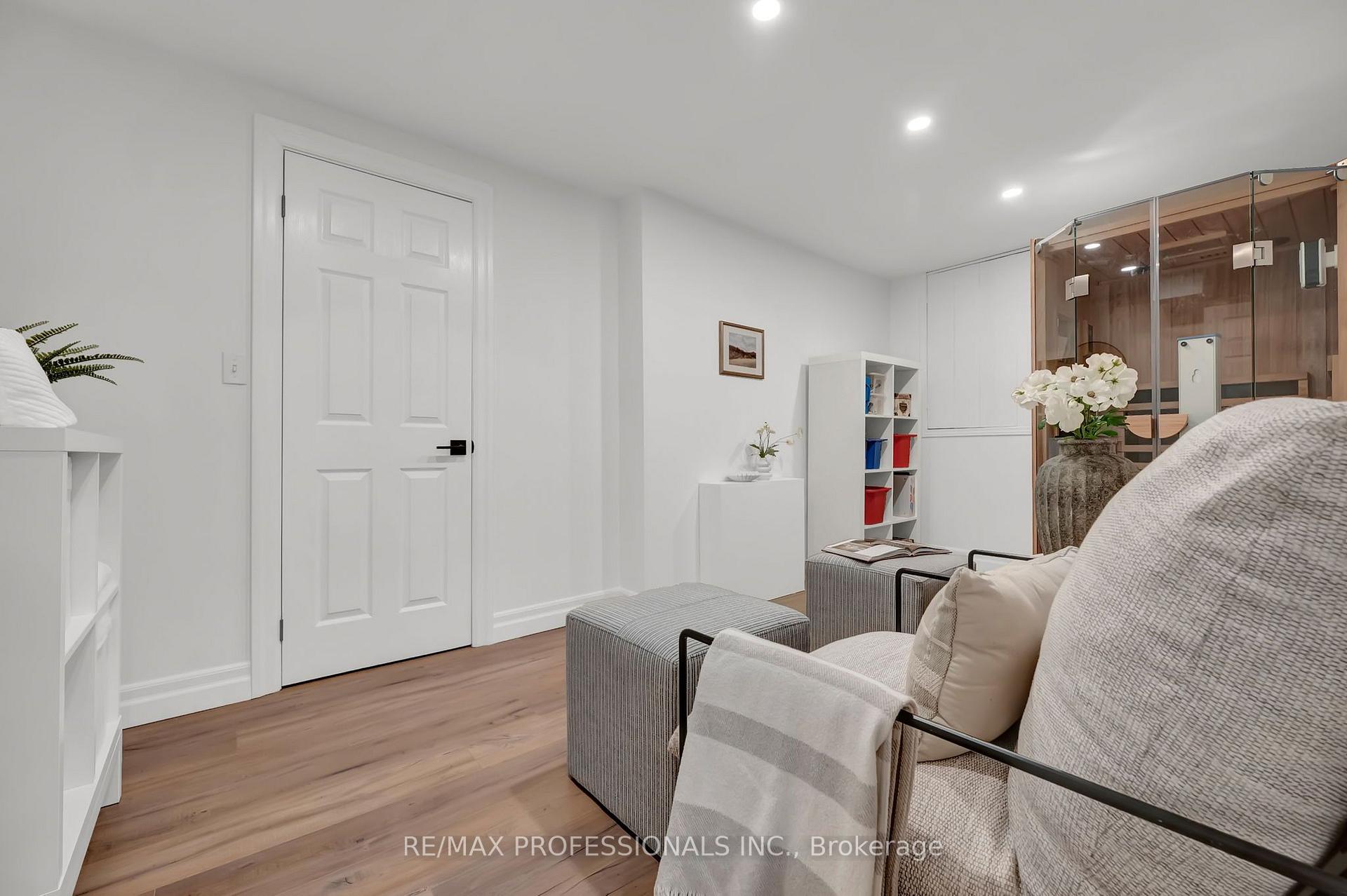 Photo 31 of 11 Tweedie Crescent, Whitby, Williamsburg — HOMEH