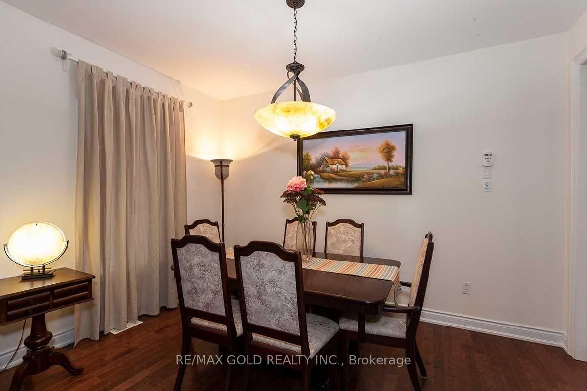 Photo 13 of 16 Valleyway Drive, Brampton, Credit Valley — HOMEH