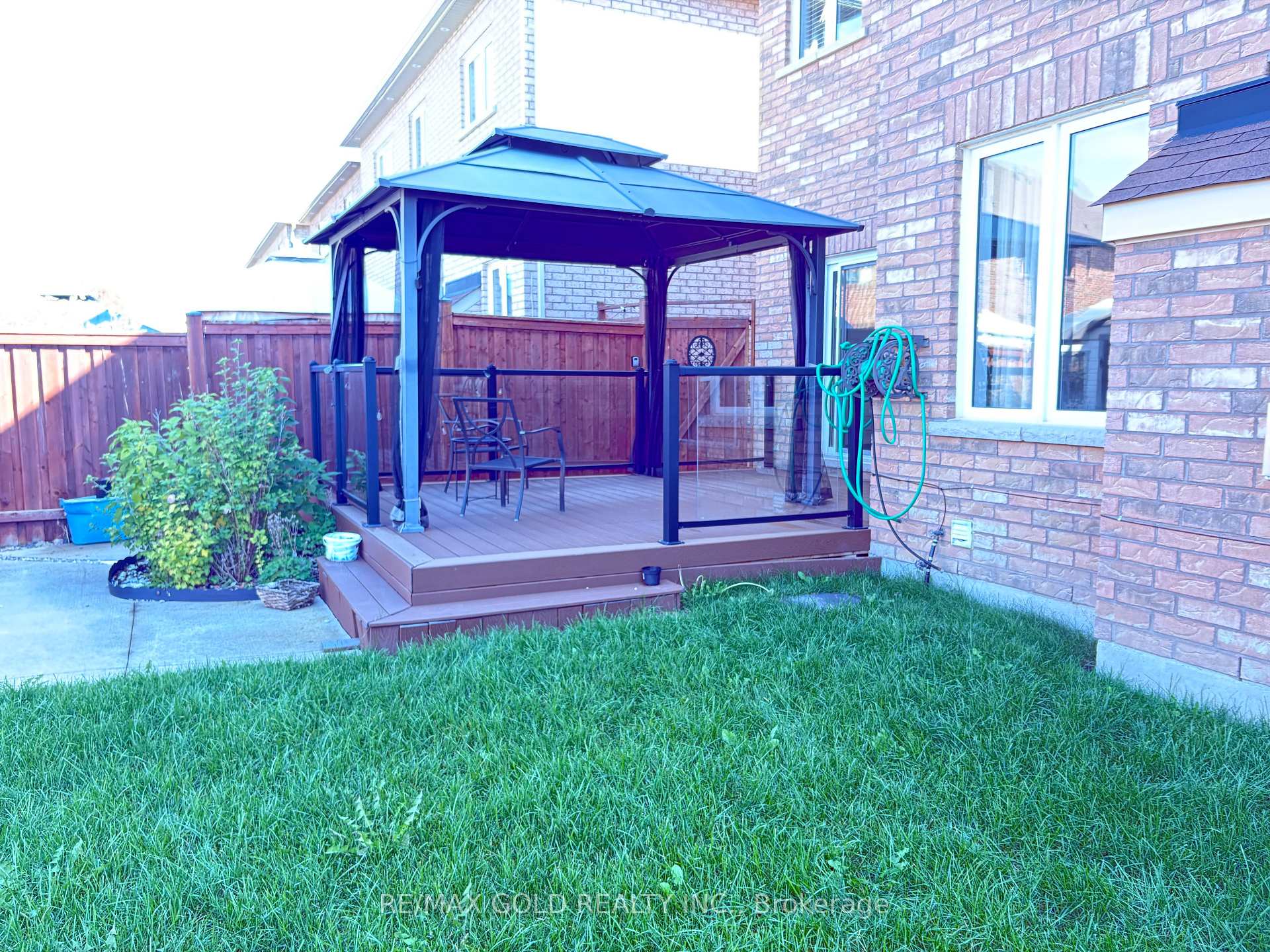 Photo 28 of 16 Valleyway Drive, Brampton, Credit Valley — HOMEH