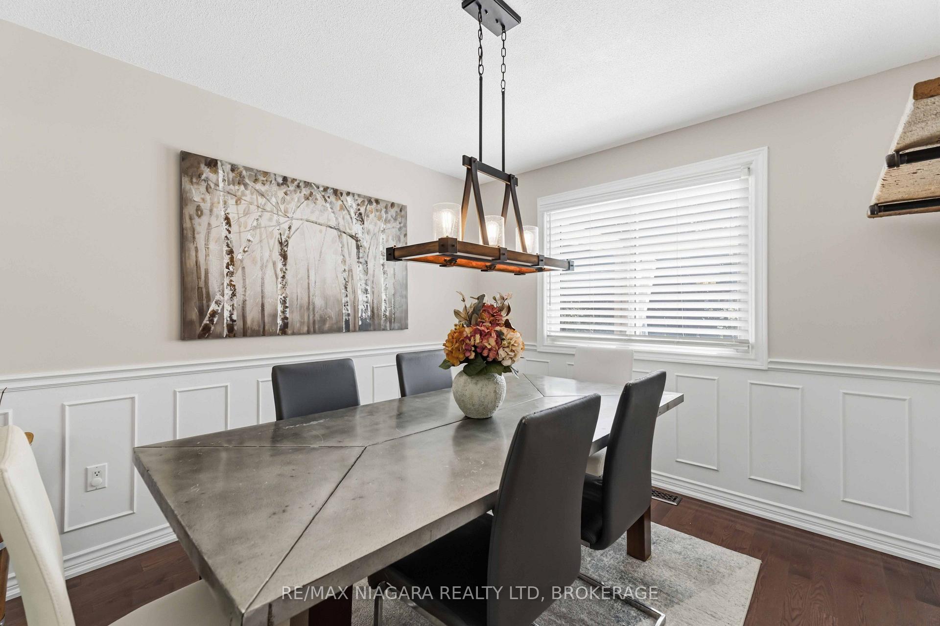 Photo 11 of 18 Courtleigh Road, St. Catharines, Port Dalhousie — HOMEH
