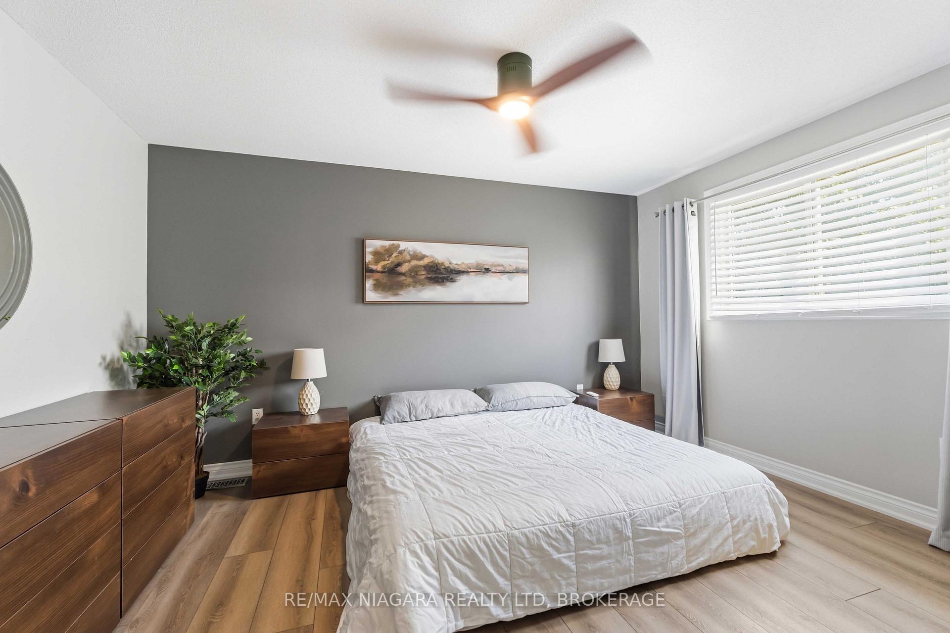 Photo 22 of 18 Courtleigh Road, St. Catharines, Port Dalhousie — HOMEH
