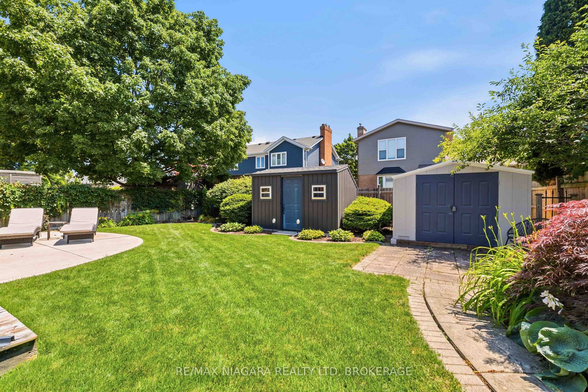 Photo 35 of 18 Courtleigh Road, St. Catharines, Port Dalhousie — HOMEH