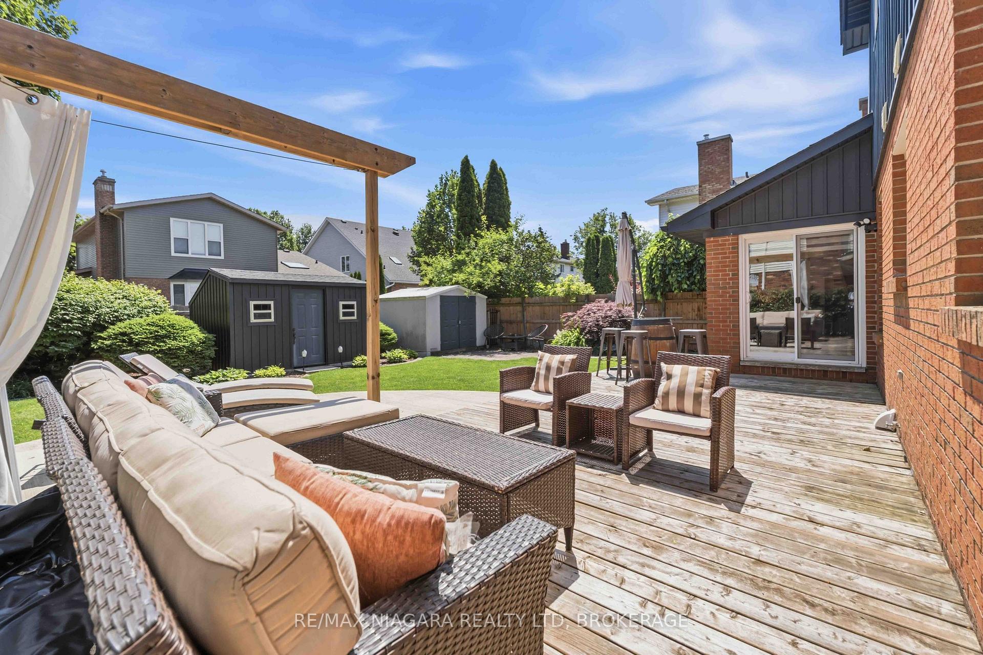 Photo 42 of 18 Courtleigh Road, St. Catharines, Port Dalhousie — HOMEH