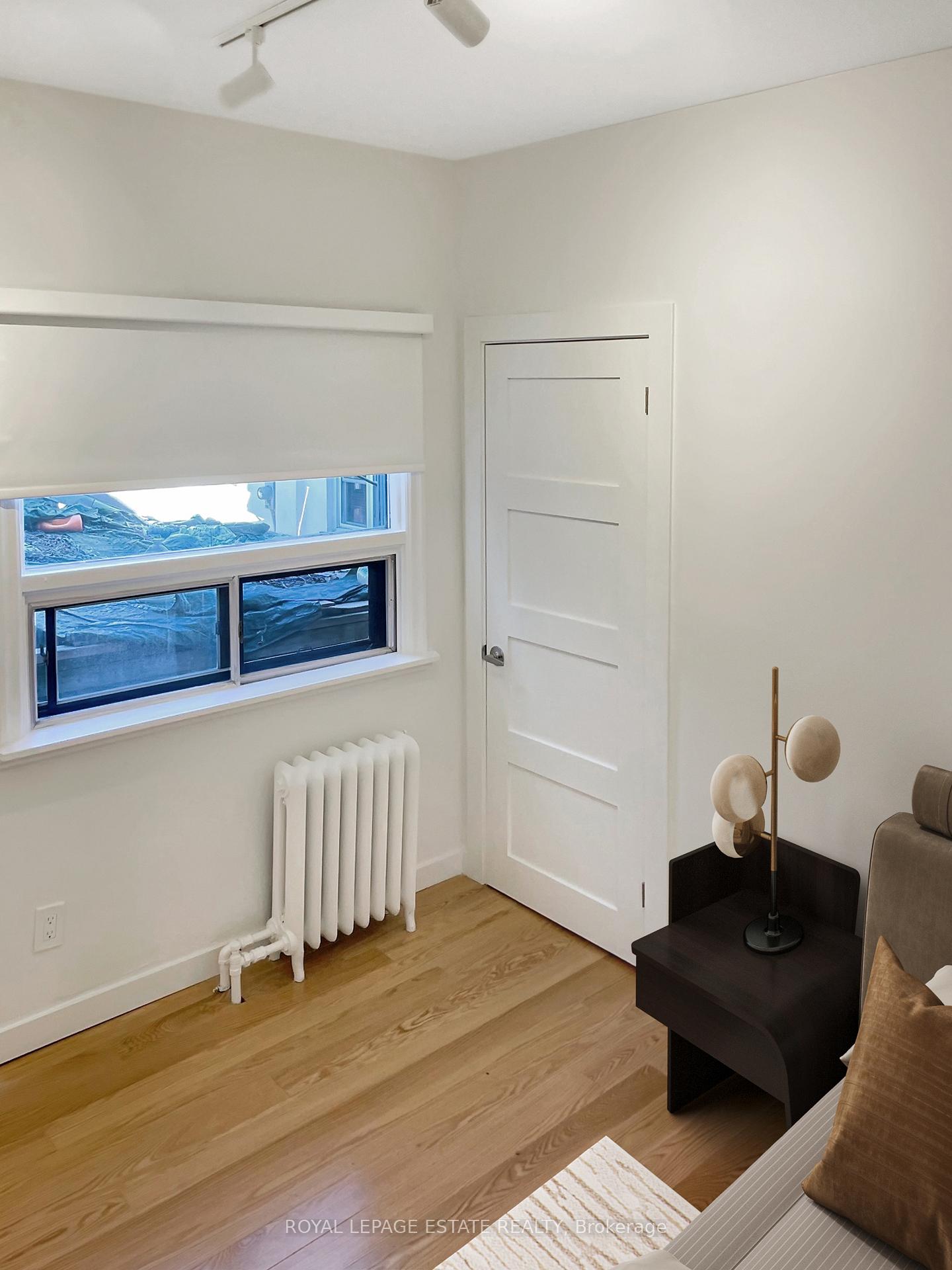 Photo 5 of Unit #C, 1007 Kingston Road, Toronto, The Beaches — HOMEH