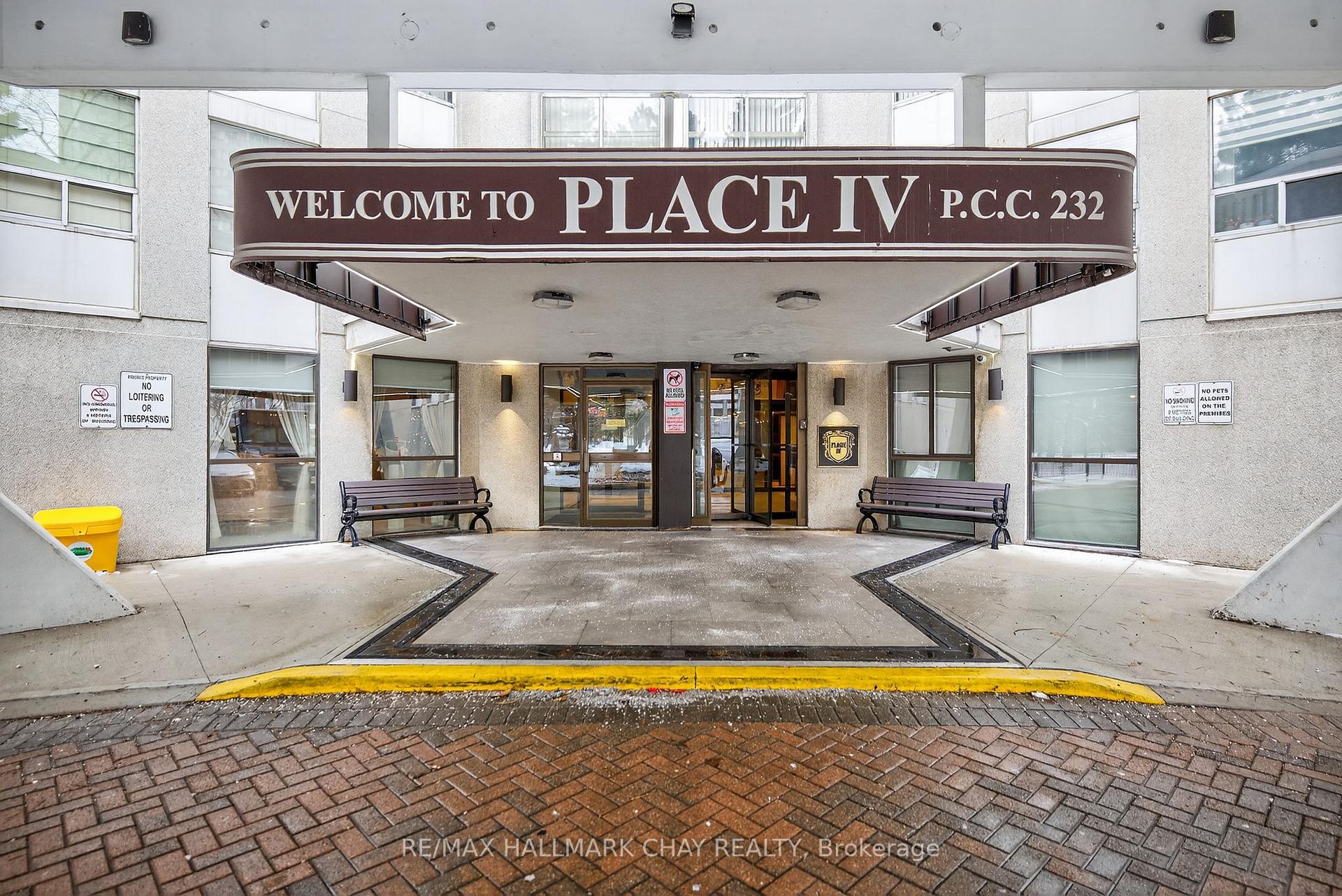 Photo 5 of Unit 501, 3650 Kaneff Crescent, Mississauga, Mississauga Valleys — HOMEH