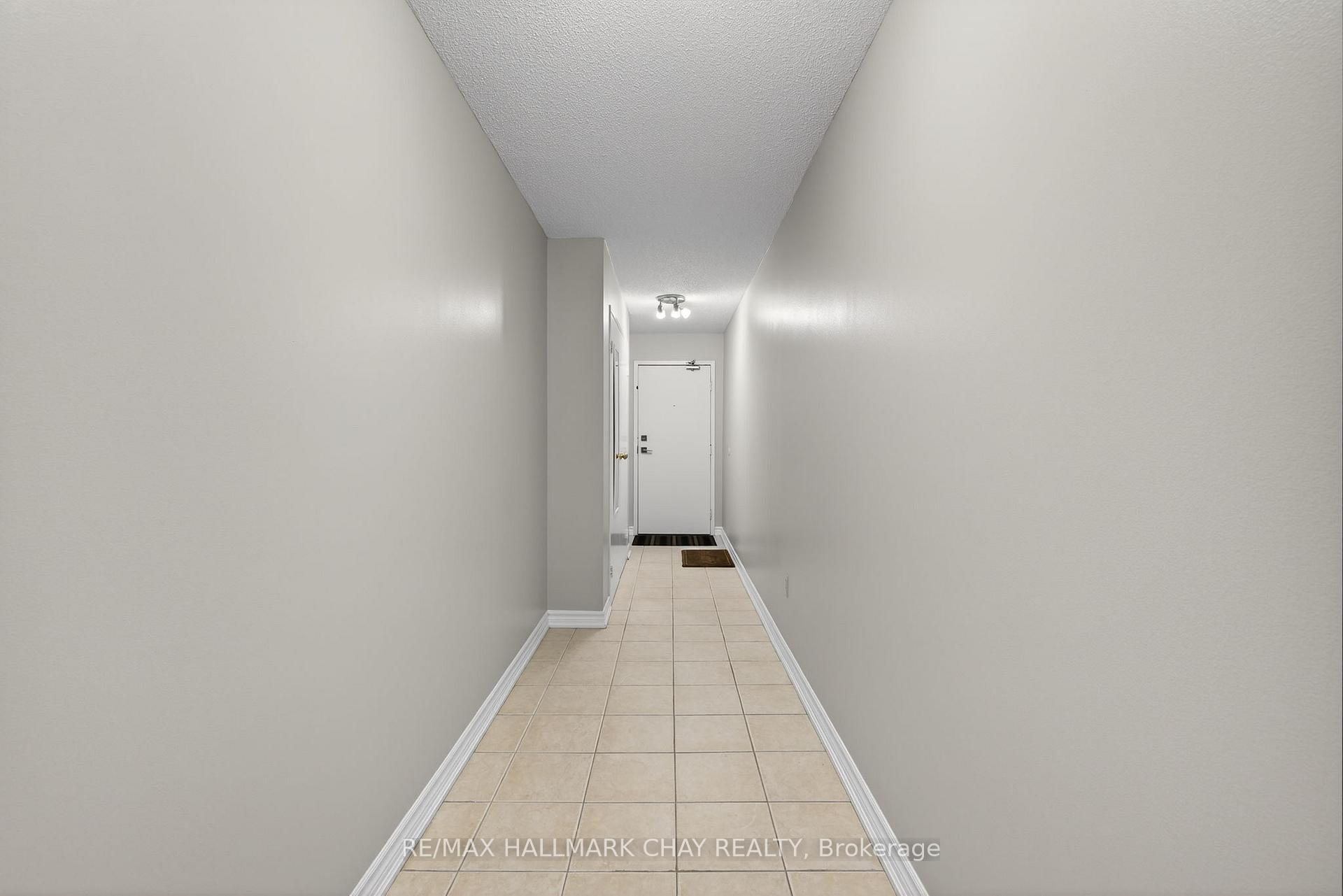 Photo 10 of Unit 501, 3650 Kaneff Crescent, Mississauga, Mississauga Valleys — HOMEH