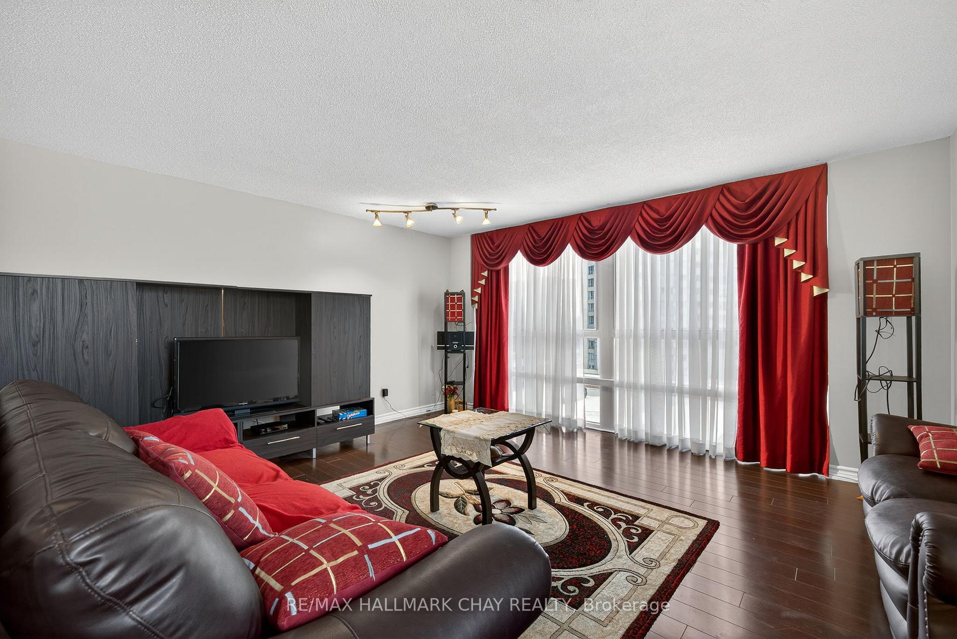 Photo 22 of Unit 501, 3650 Kaneff Crescent, Mississauga, Mississauga Valleys — HOMEH