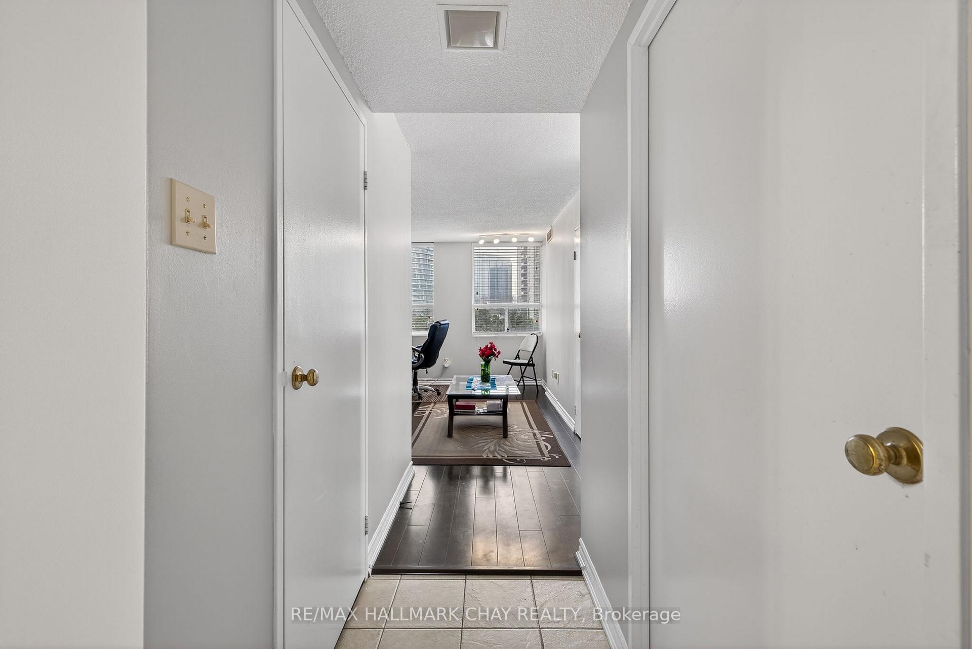 Photo 24 of Unit 501, 3650 Kaneff Crescent, Mississauga, Mississauga Valleys — HOMEH