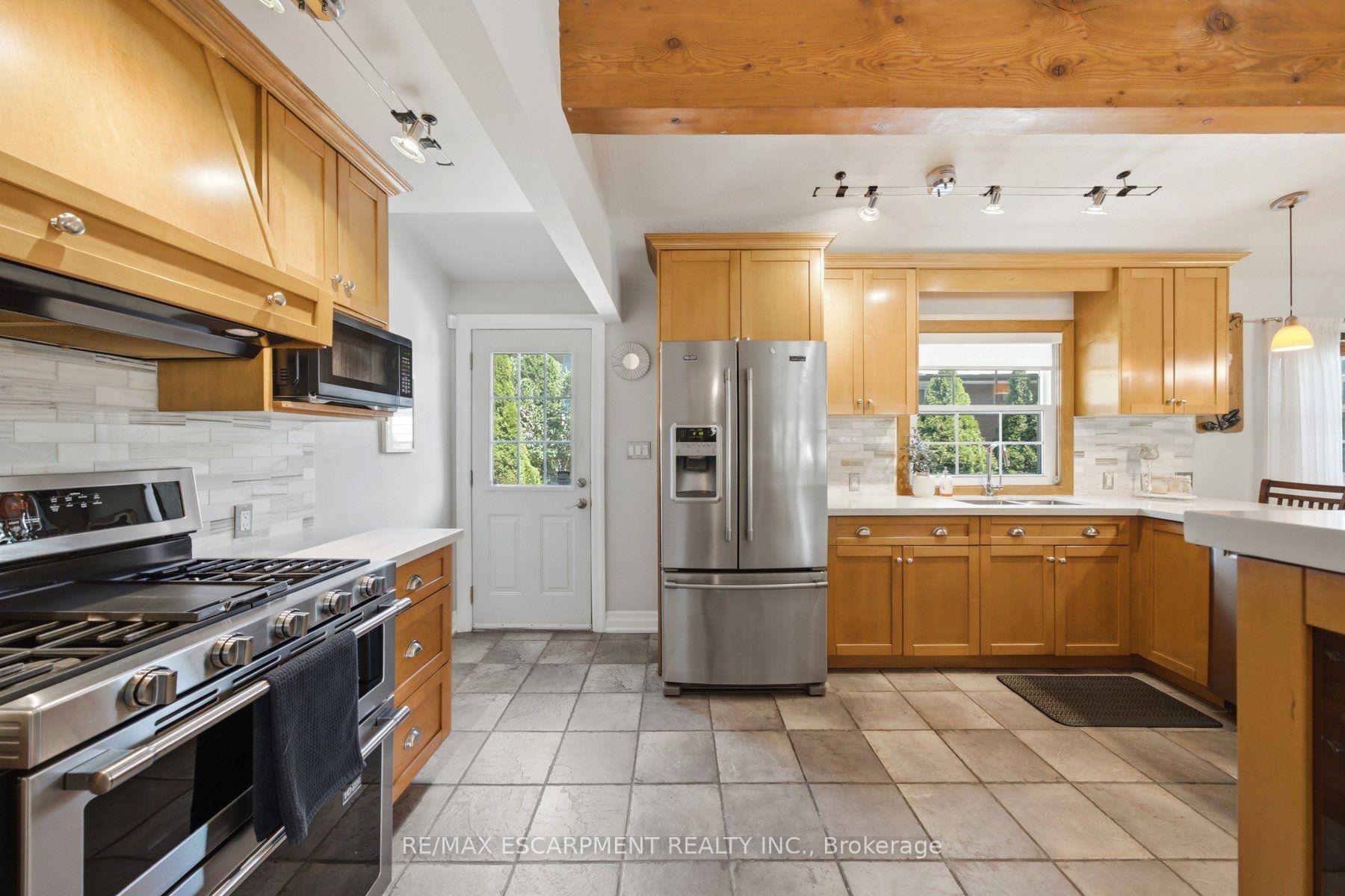 Photo 13 of 92 Auchmar Road, Hamilton, Buchanan — HOMEH