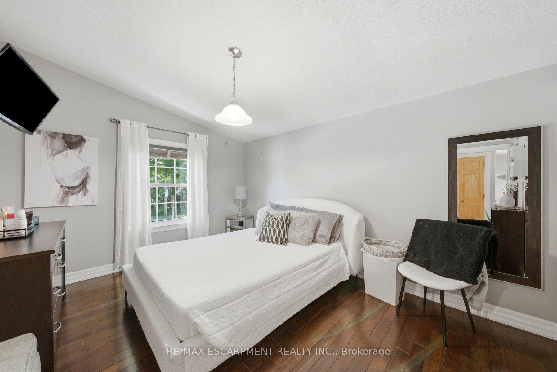 Photo 14 of 92 Auchmar Road, Hamilton, Buchanan — HOMEH