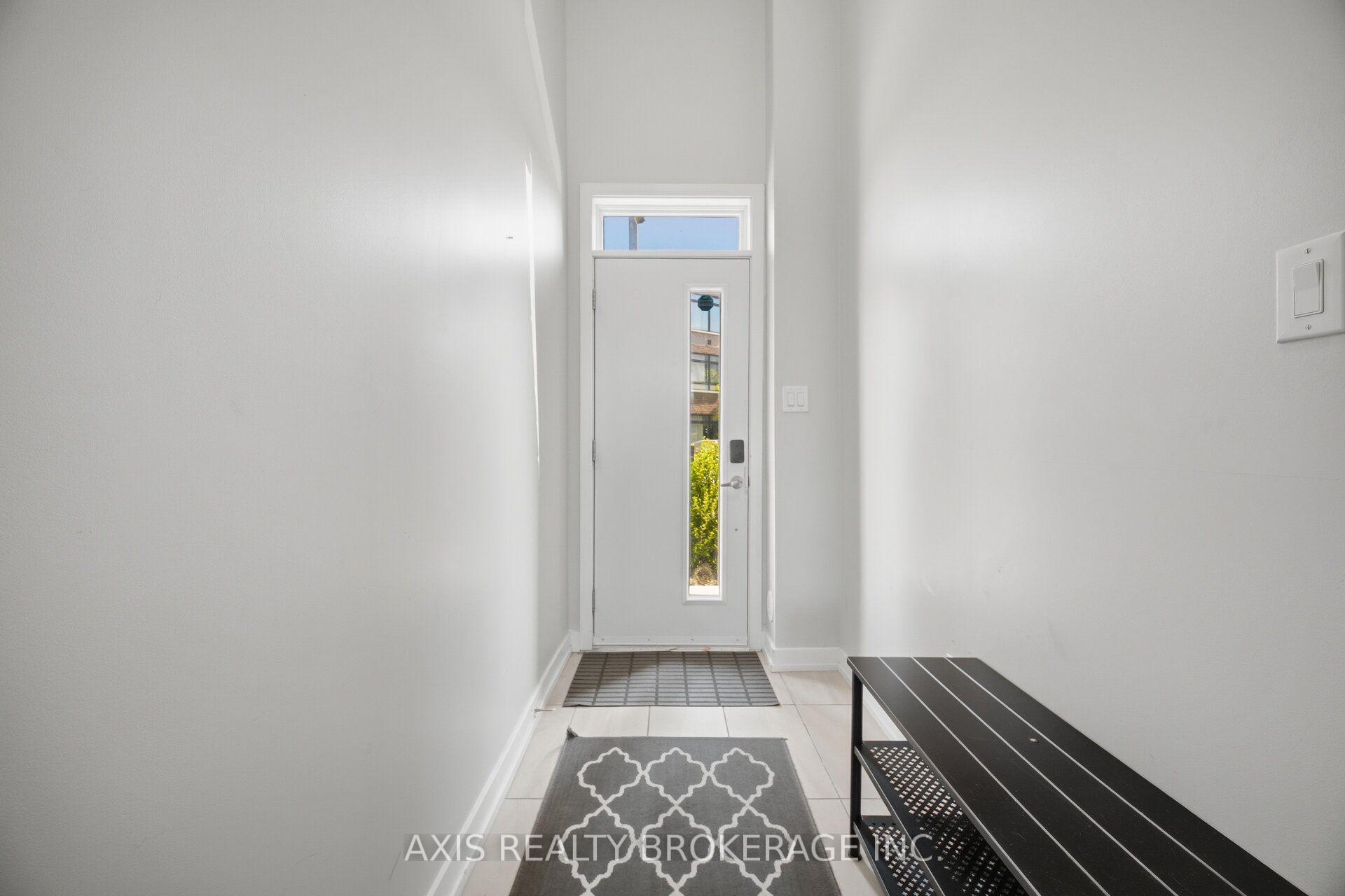Photo 4 of 250 Dalhousie Street, Vaughan, Vaughan Grove — HOMEH