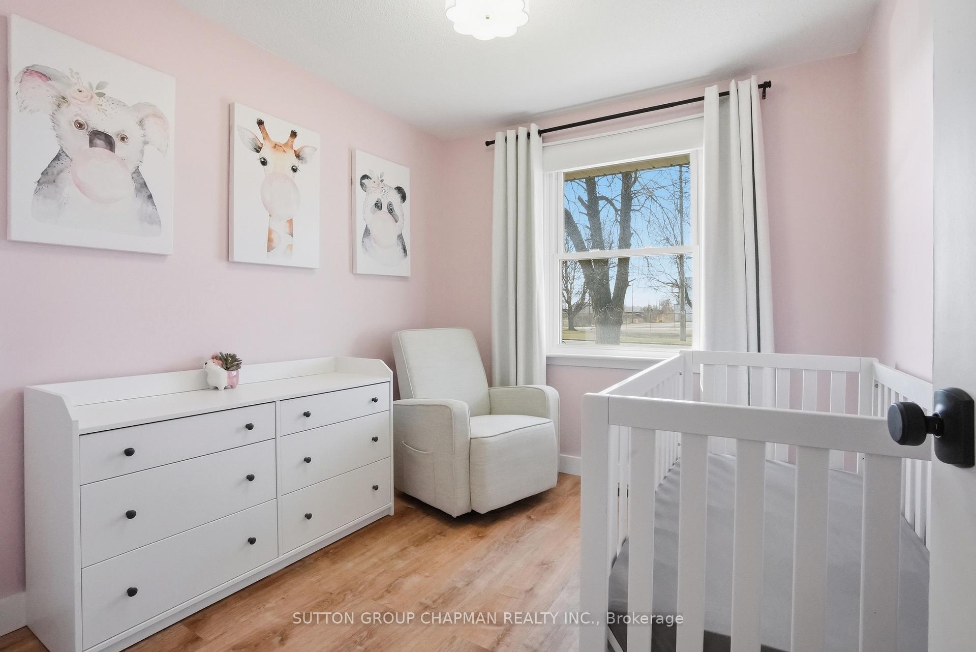 Photo 11 of 136 South Edgeware Road, St. Thomas — HOMEH