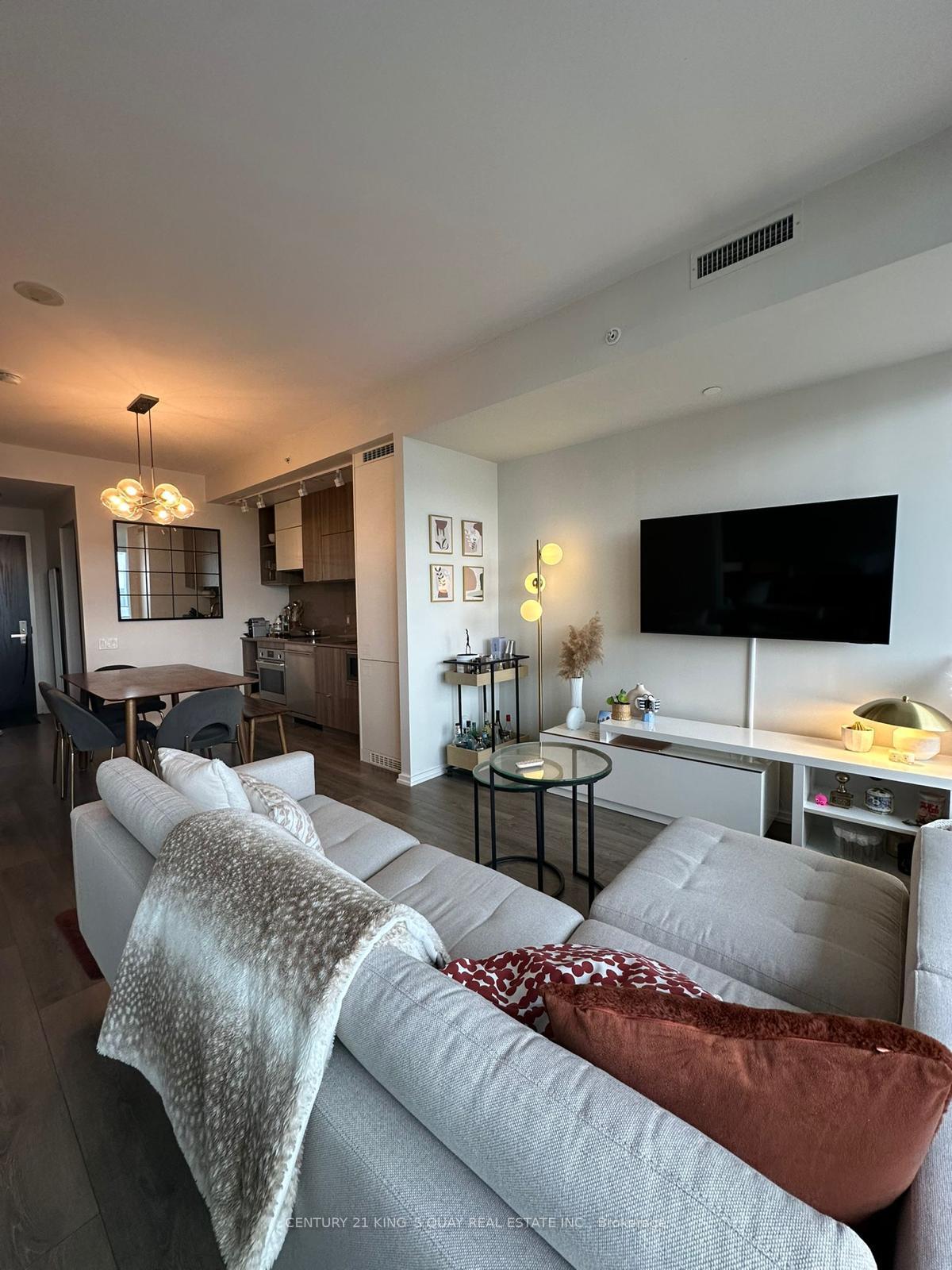 Photo 6 of Unit 803, 125 Peter Street, Toronto, Waterfront Communities — HOMEH