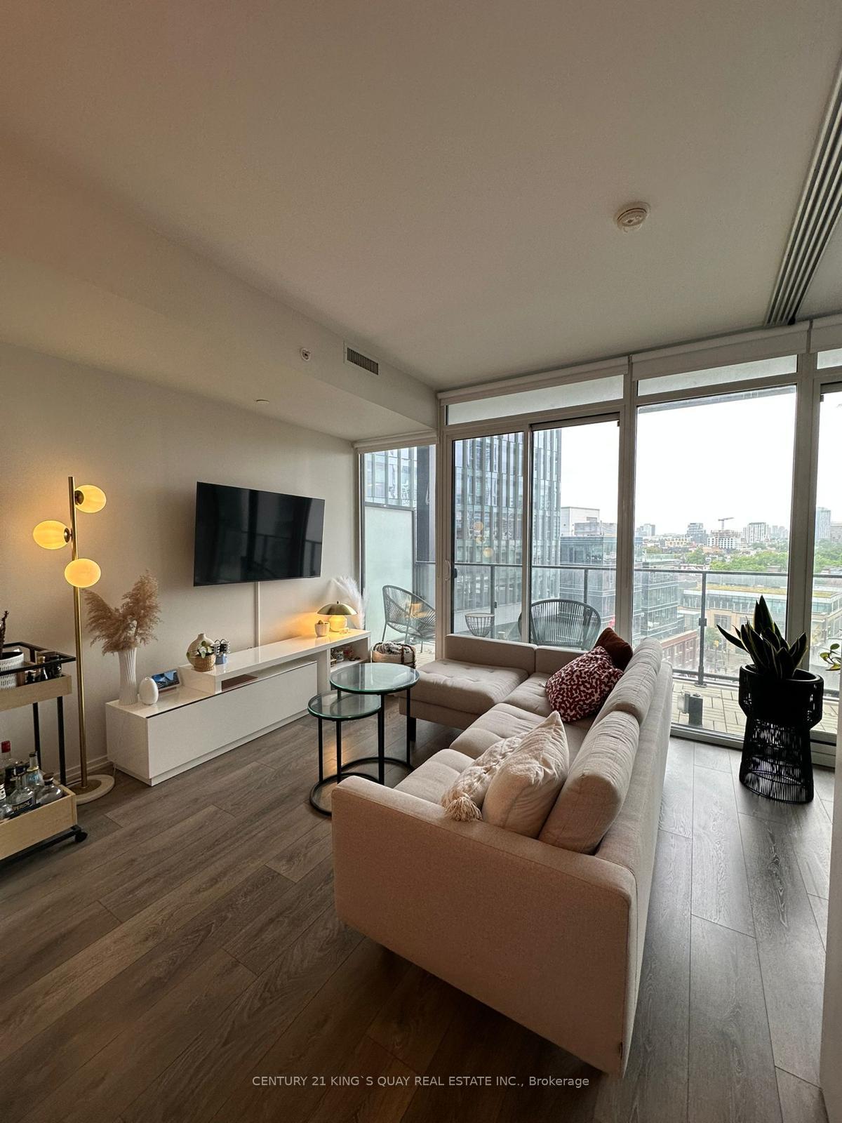 Photo 8 of Unit 803, 125 Peter Street, Toronto, Waterfront Communities — HOMEH