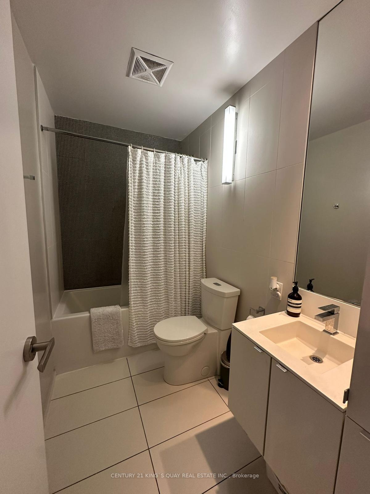 Photo 12 of Unit 803, 125 Peter Street, Toronto, Waterfront Communities — HOMEH