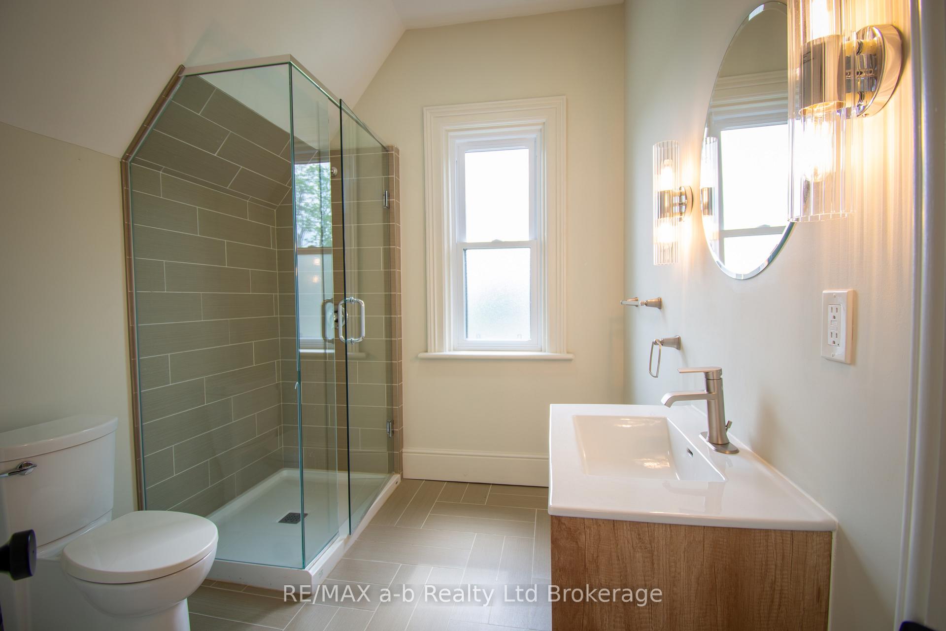 Photo 17 of Unit 5, 66 Daly Avenue, Stratford — HOMEH