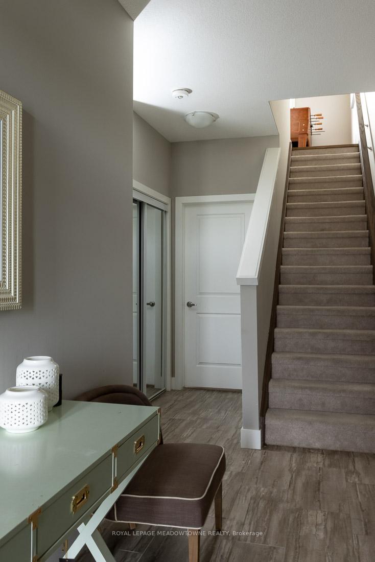 Photo 14 of 2144 Meadowgate Boulevard, London, South U — HOMEH