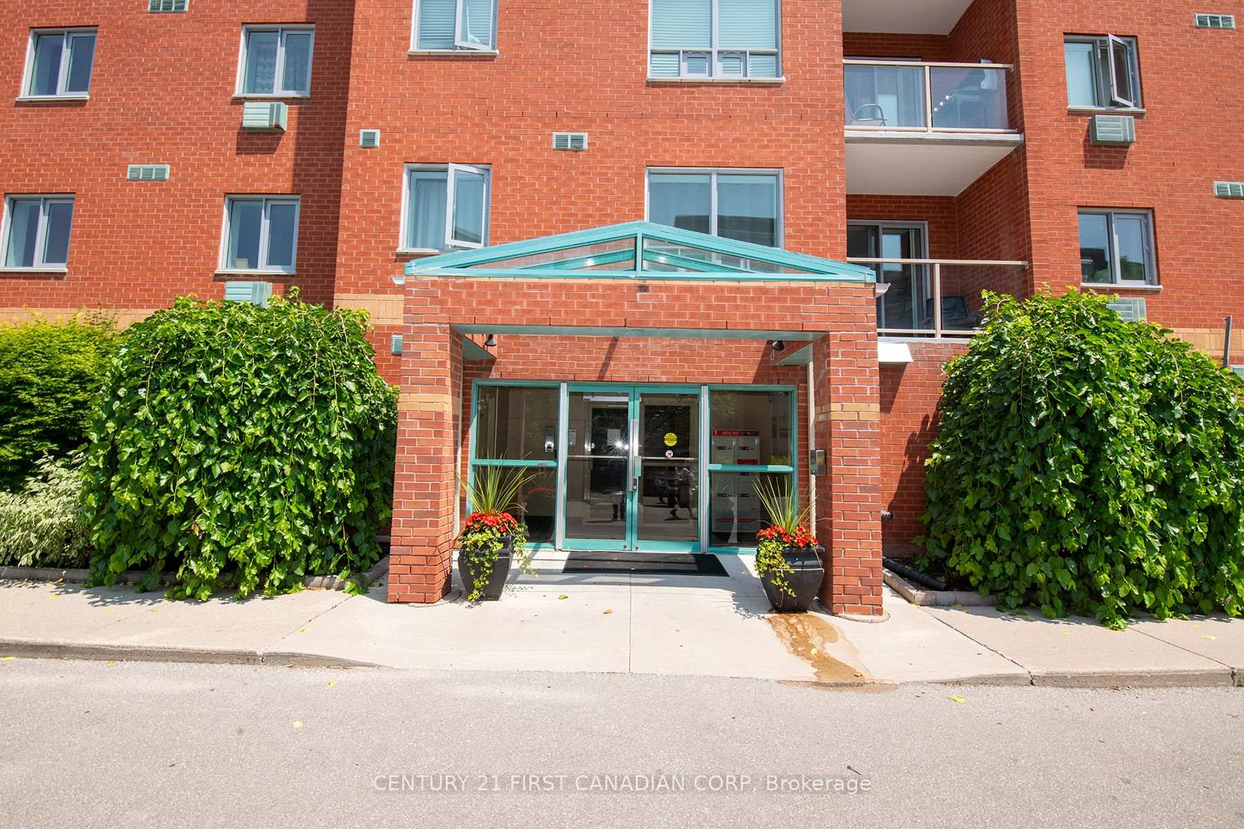 Photo 2 of Unit 405, 77 Baseline Road, London, South E — HOMEH