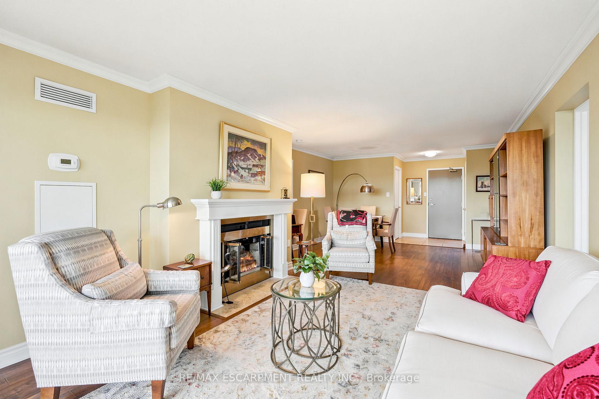 Photo 11 of Unit 1003, 1201 North Shore Boulevard E, Burlington, Brant — HOMEH