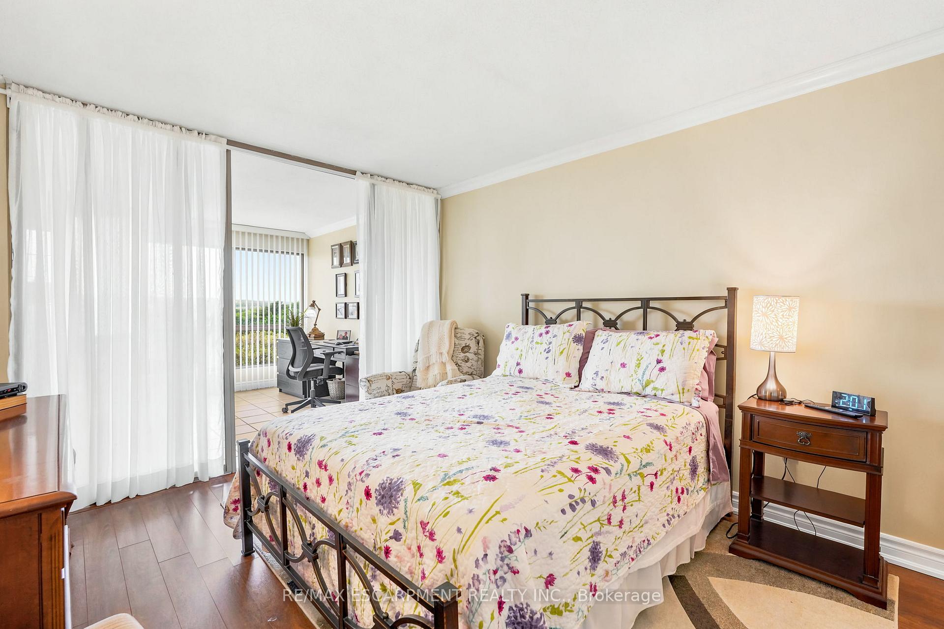 Photo 20 of Unit 1003, 1201 North Shore Boulevard E, Burlington, Brant — HOMEH