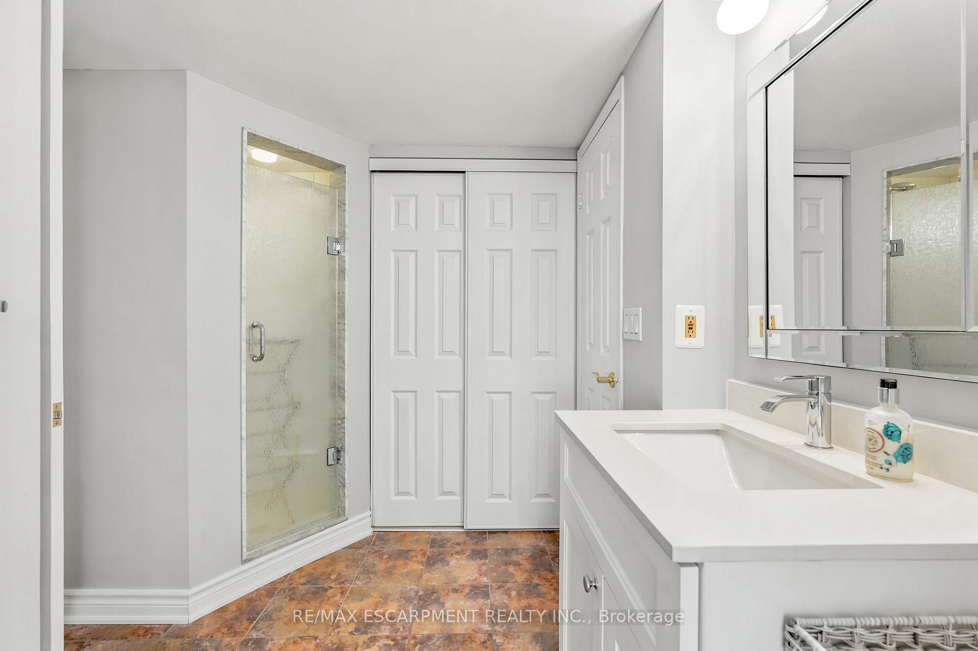 Photo 29 of Unit 1003, 1201 North Shore Boulevard E, Burlington, Brant — HOMEH