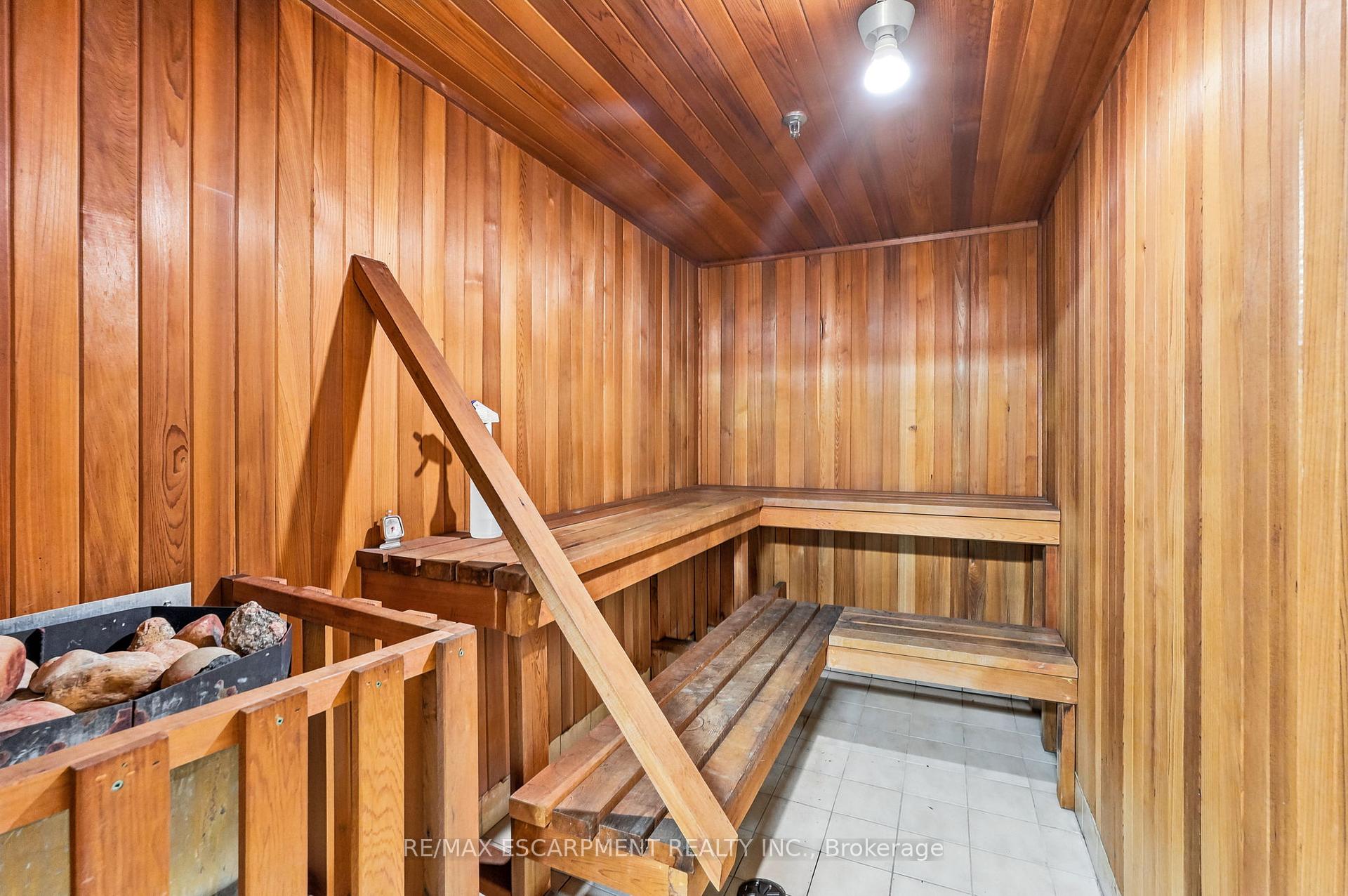 Photo 36 of Unit 1003, 1201 North Shore Boulevard E, Burlington, Brant — HOMEH