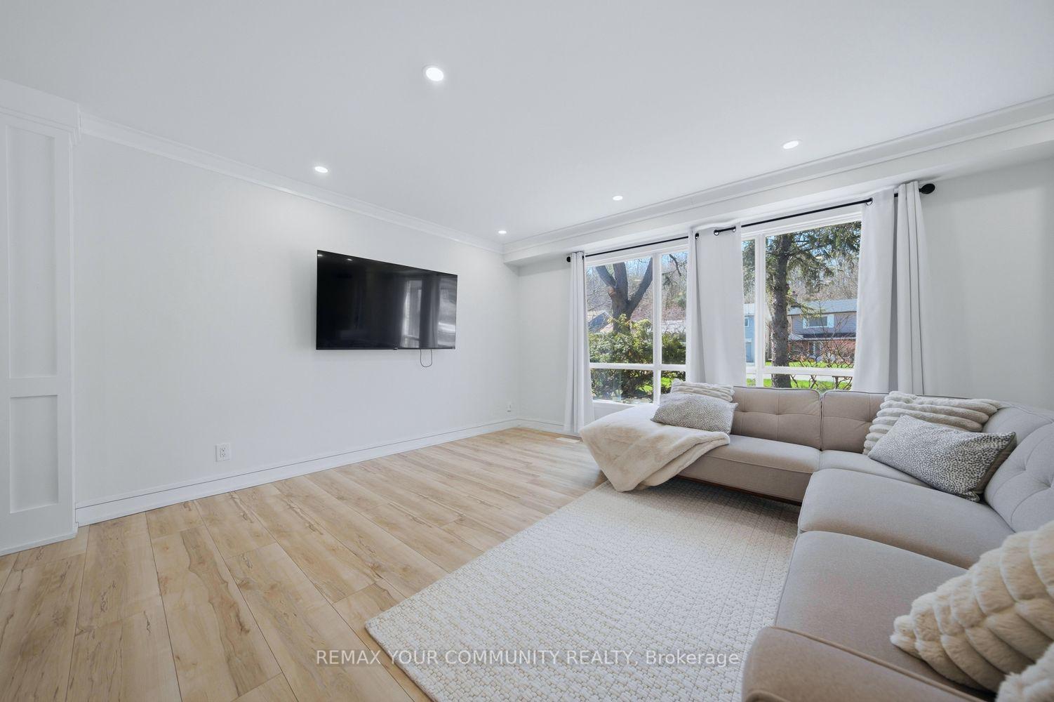Photo 9 of 150 connaught Crescent, Caledon, Bolton West — HOMEH