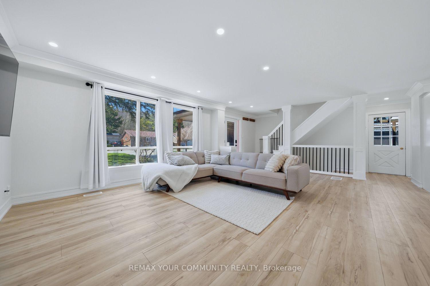Photo 11 of 150 connaught Crescent, Caledon, Bolton West — HOMEH