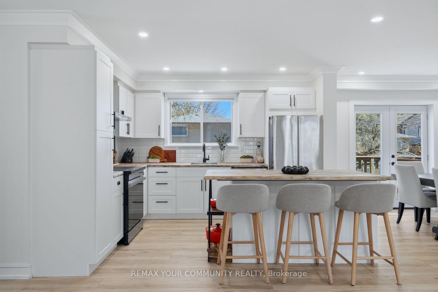 Photo 15 of 150 connaught Crescent, Caledon, Bolton West — HOMEH