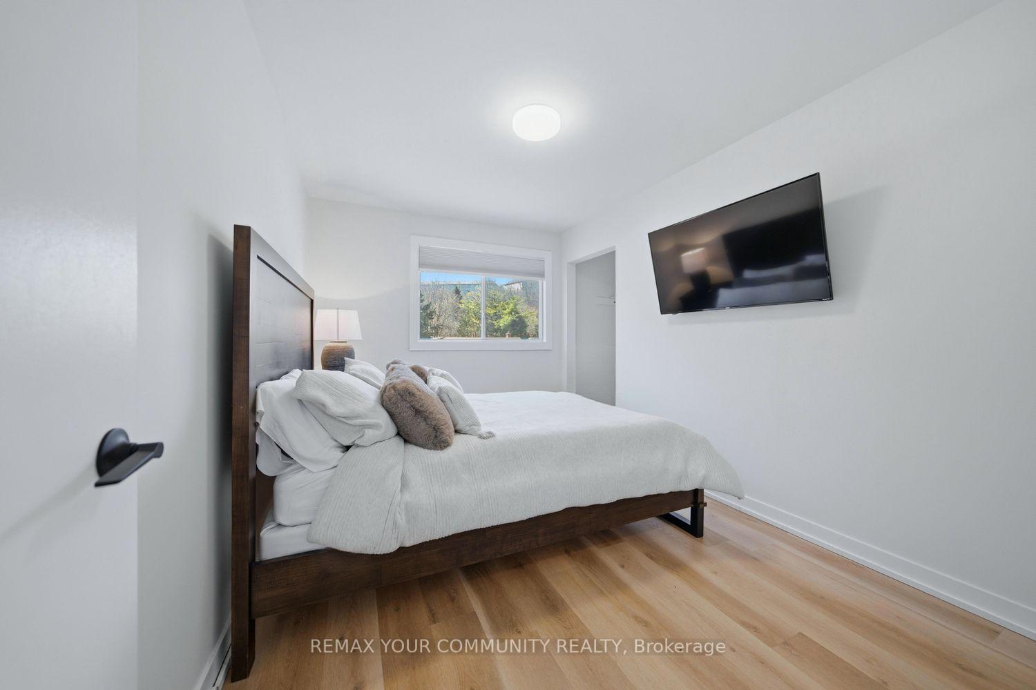 Photo 33 of 150 connaught Crescent, Caledon, Bolton West — HOMEH