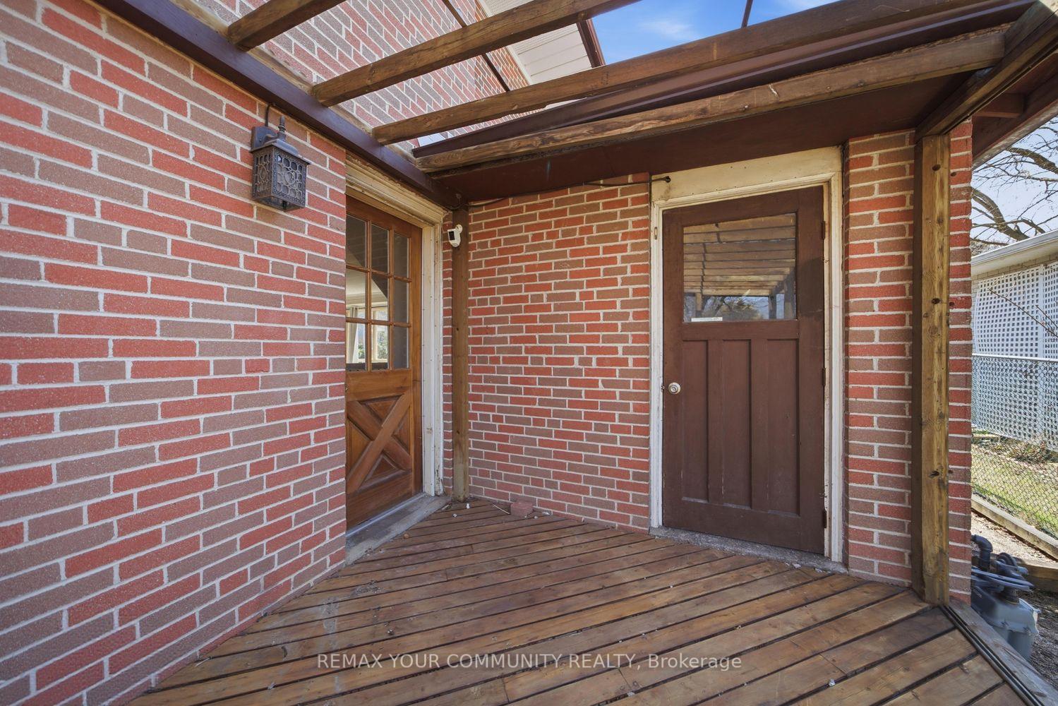 Photo 39 of 150 connaught Crescent, Caledon, Bolton West — HOMEH