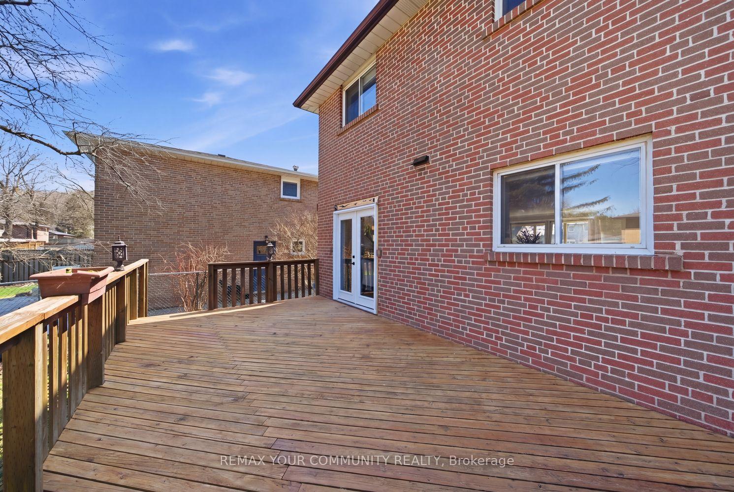 Photo 40 of 150 connaught Crescent, Caledon, Bolton West — HOMEH