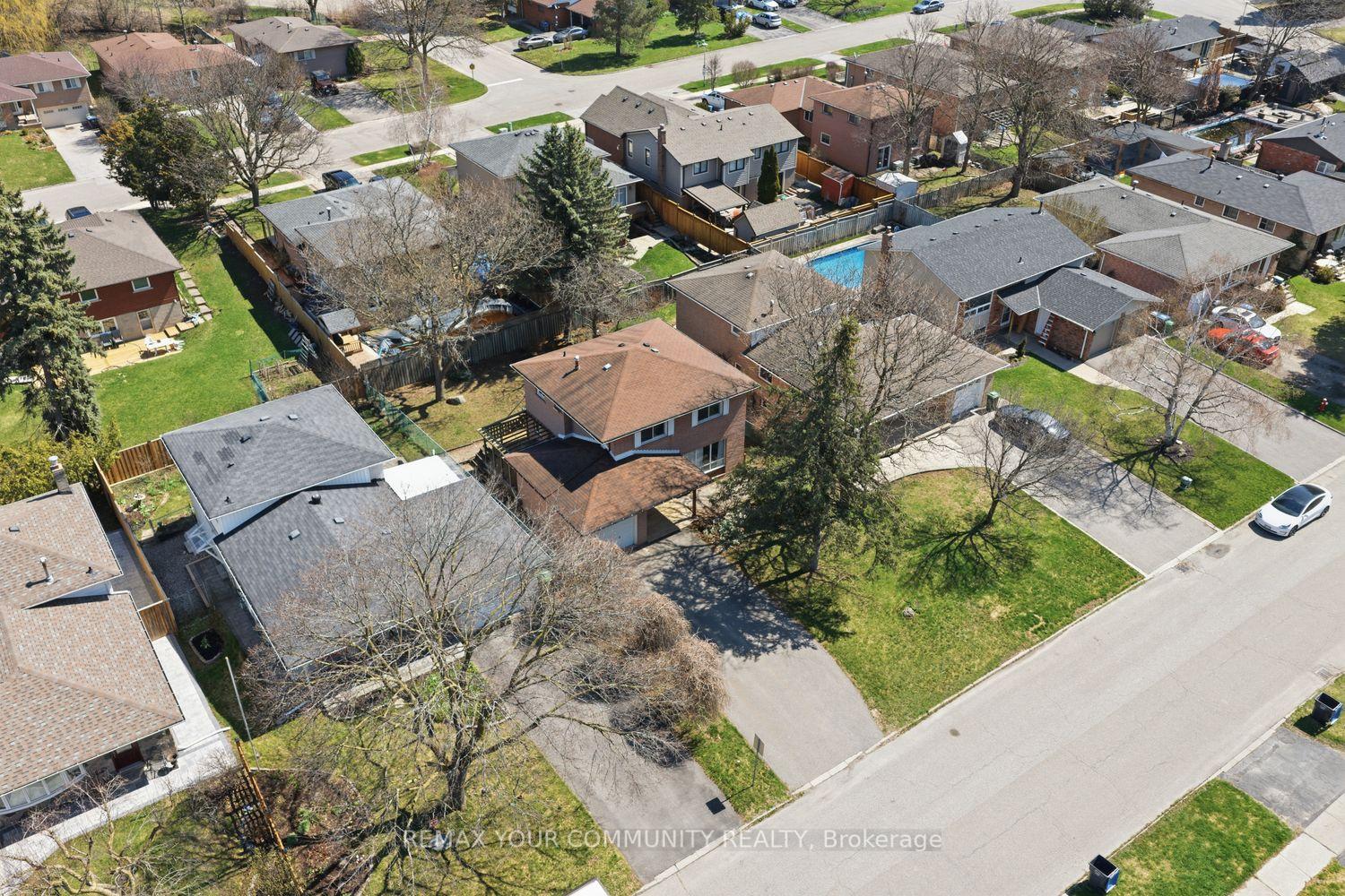 Photo 48 of 150 connaught Crescent, Caledon, Bolton West — HOMEH