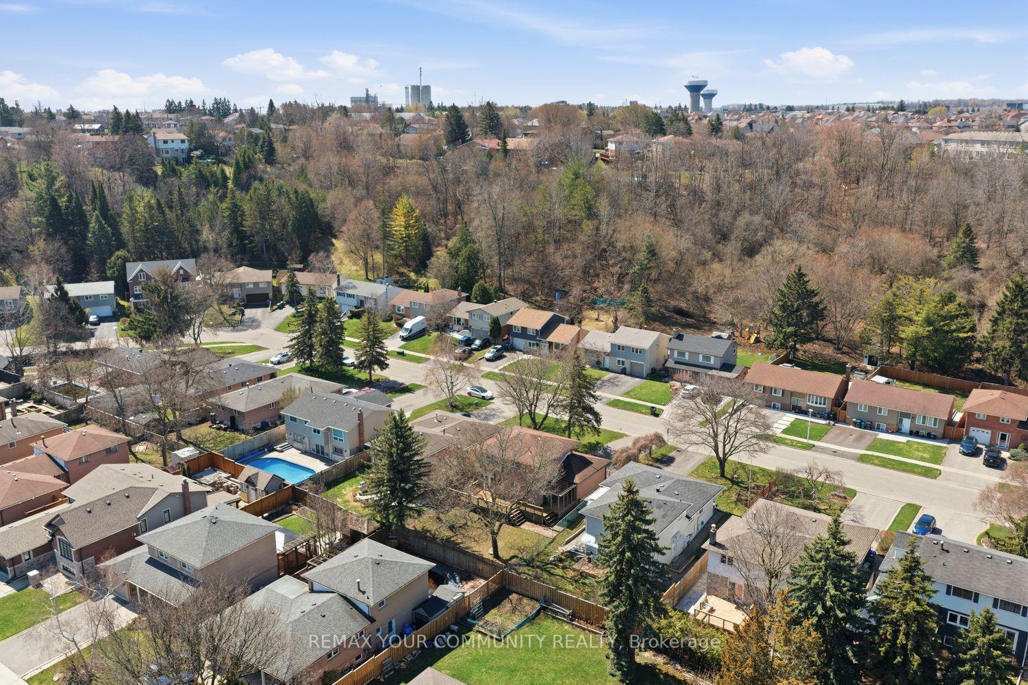 Photo 49 of 150 connaught Crescent, Caledon, Bolton West — HOMEH