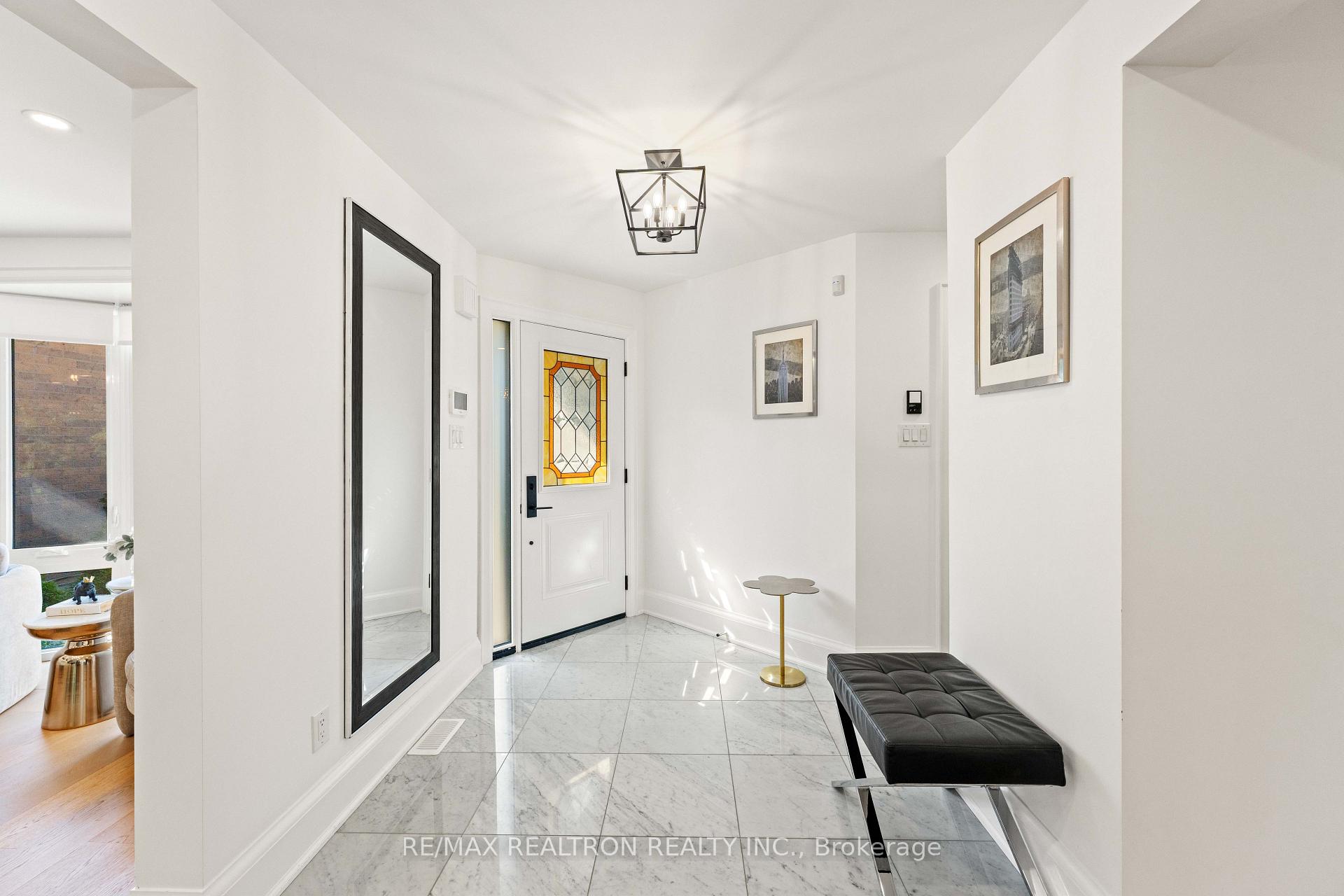 Photo 8 of 106 Roseborough Crescent, Vaughan, Uplands — HOMEH
