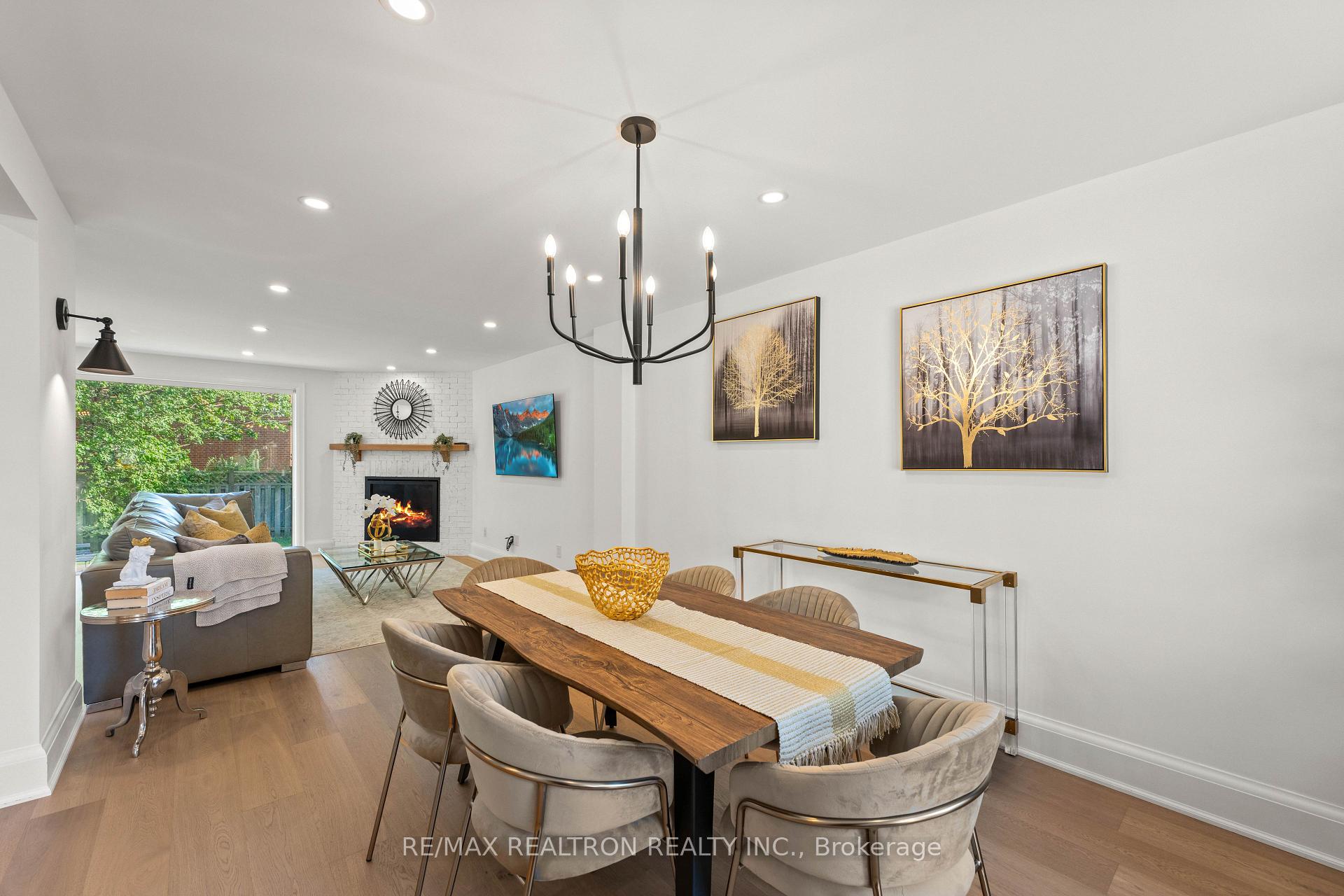Photo 15 of 106 Roseborough Crescent, Vaughan, Uplands — HOMEH