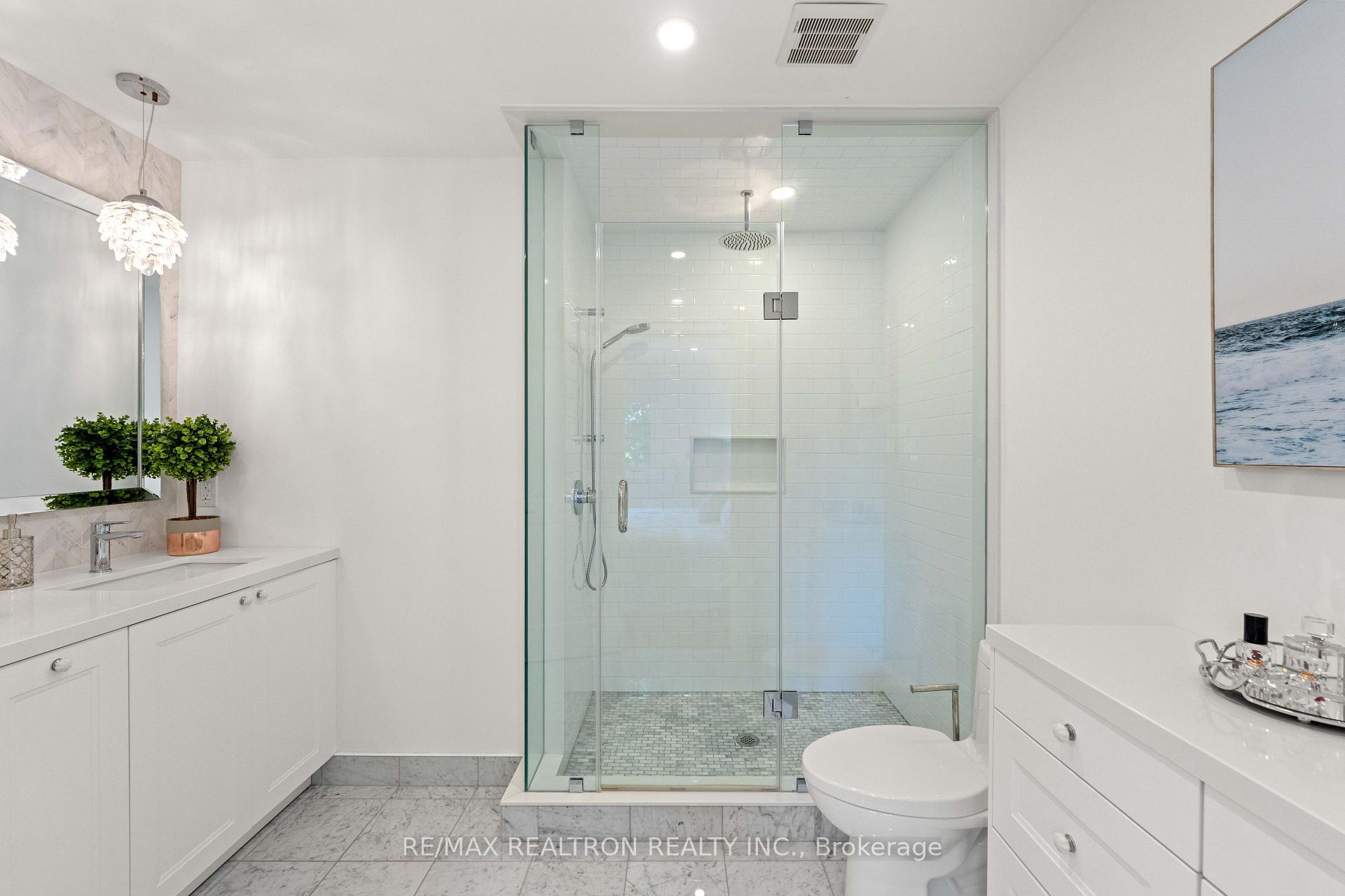 Photo 30 of 106 Roseborough Crescent, Vaughan, Uplands — HOMEH