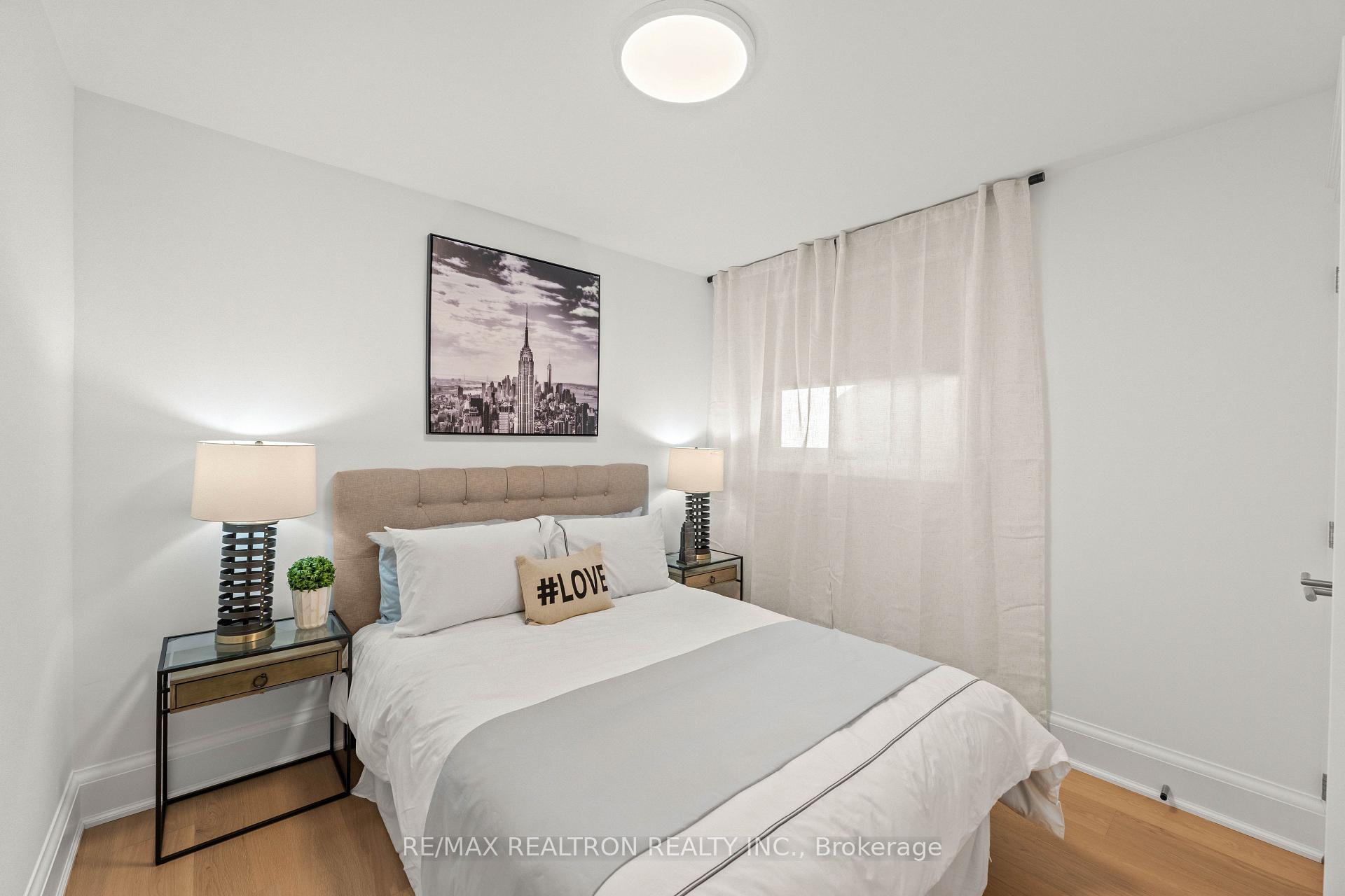 Photo 35 of 106 Roseborough Crescent, Vaughan, Uplands — HOMEH