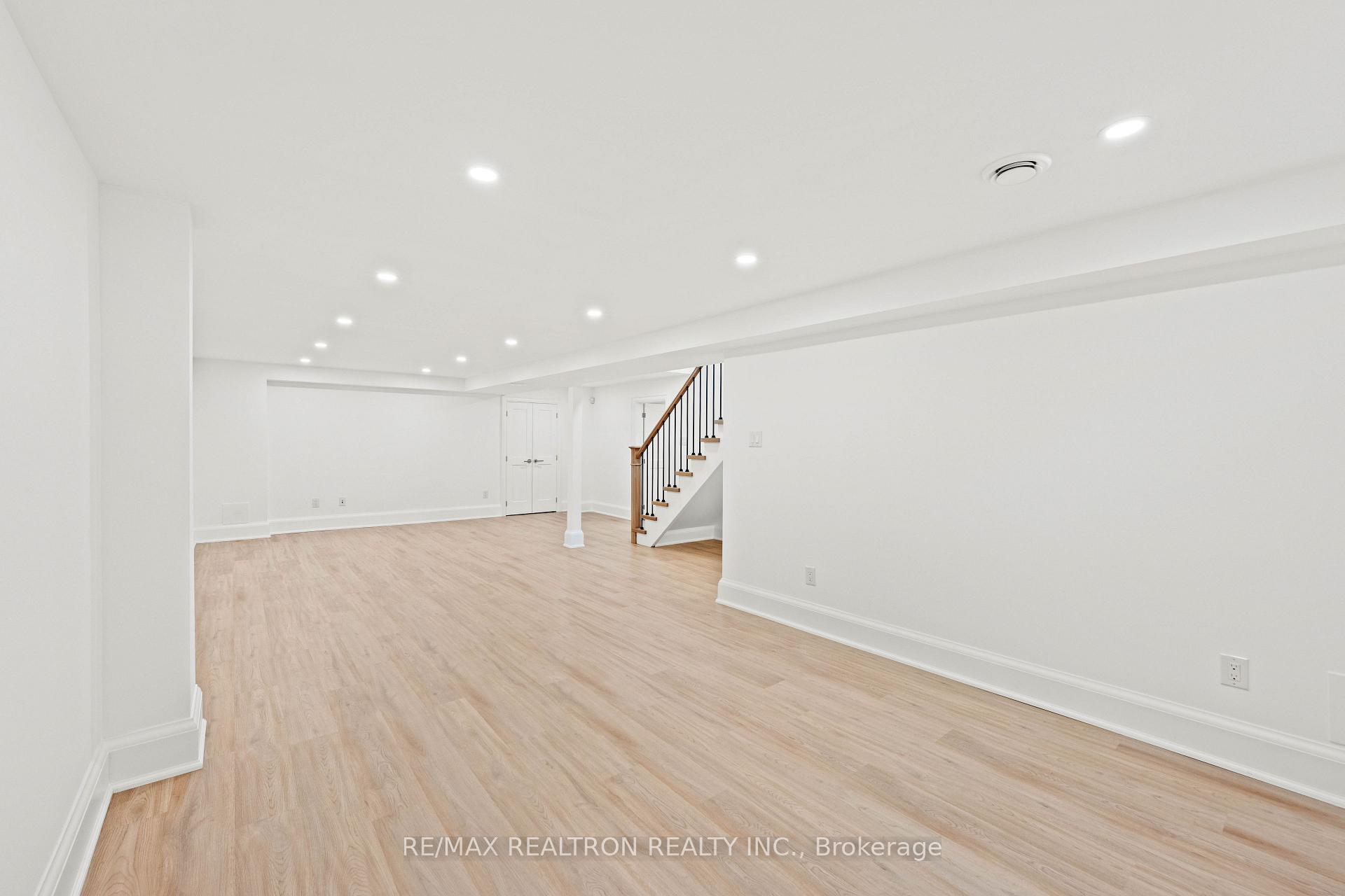 Photo 39 of 106 Roseborough Crescent, Vaughan, Uplands — HOMEH